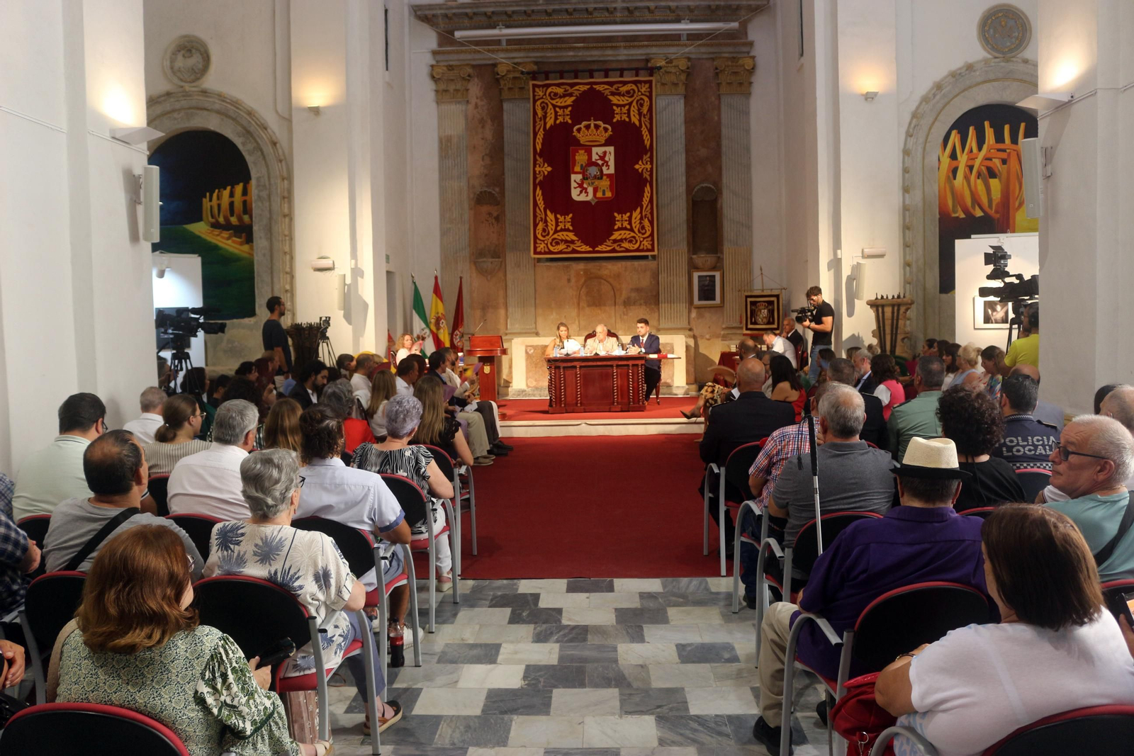 La investidura de Aurora Salvador, alcaldesa de Puerto Real, en imágenes