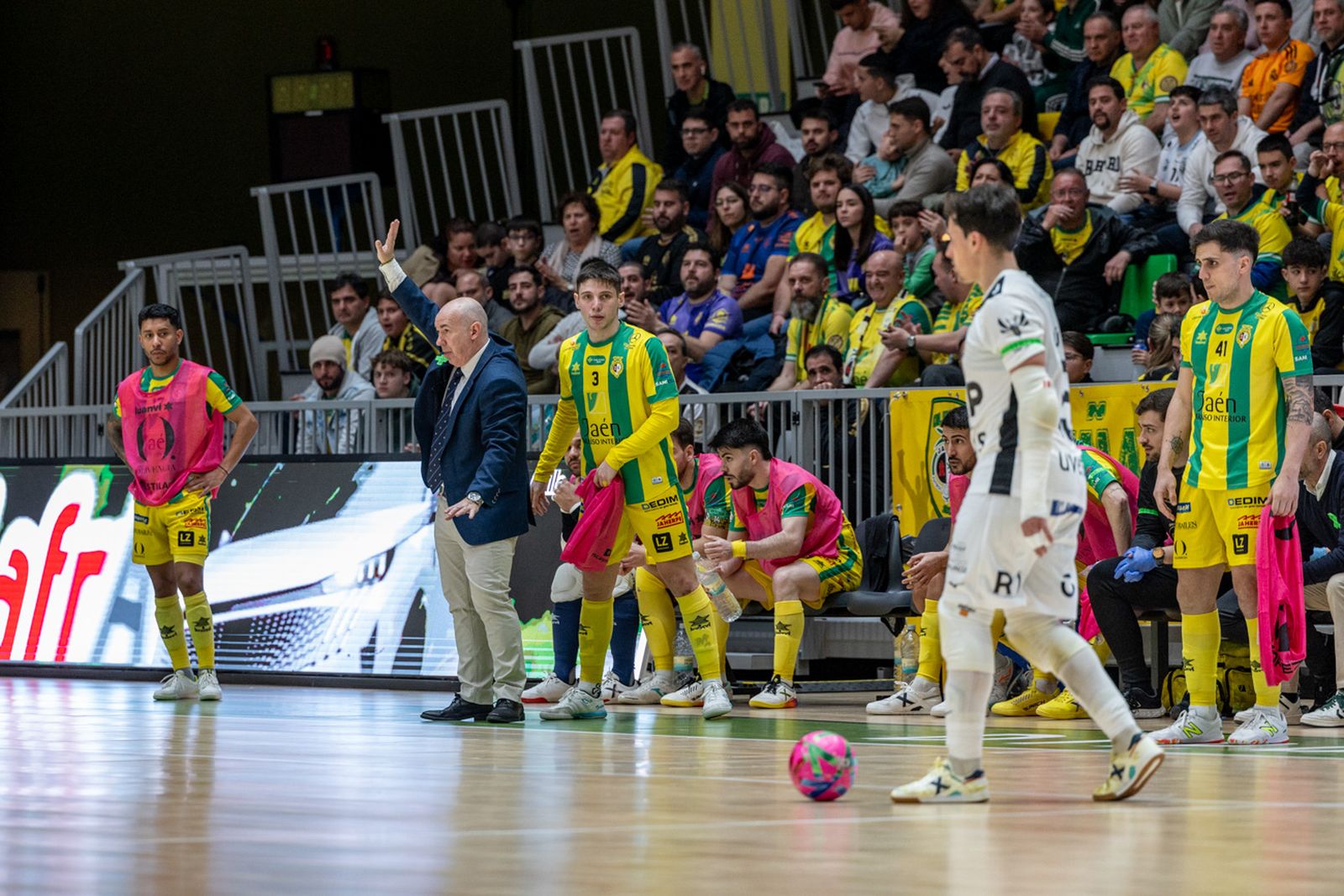 Las mejores imágenes del triunfo copero de Jaén Paraíso Interior frente a Ribera Navarra