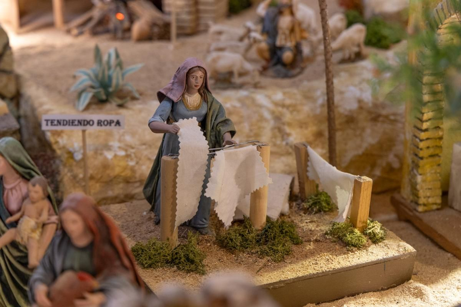 En imágenes: así es el Belén Bíblico con más de un millar de piezas artesanas de los abuelos María y Rafael