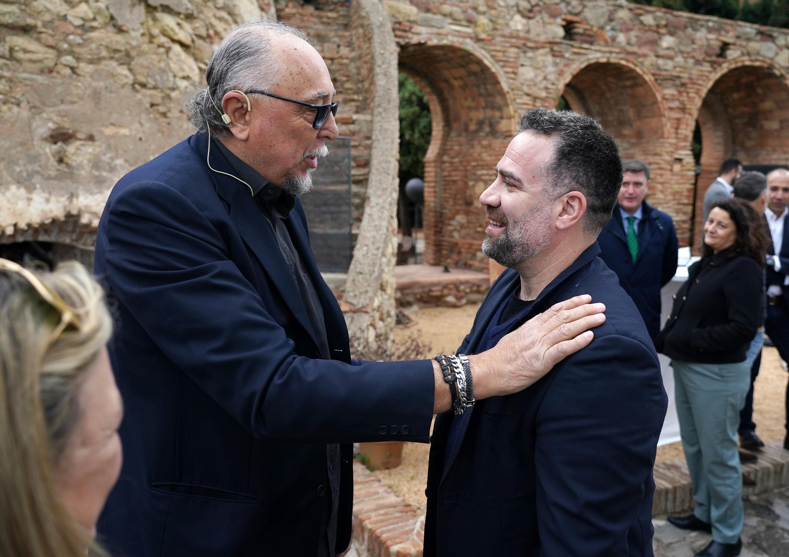 Berni Rodríguez y Carlos Cabezas, en una mesa redonda con historia
