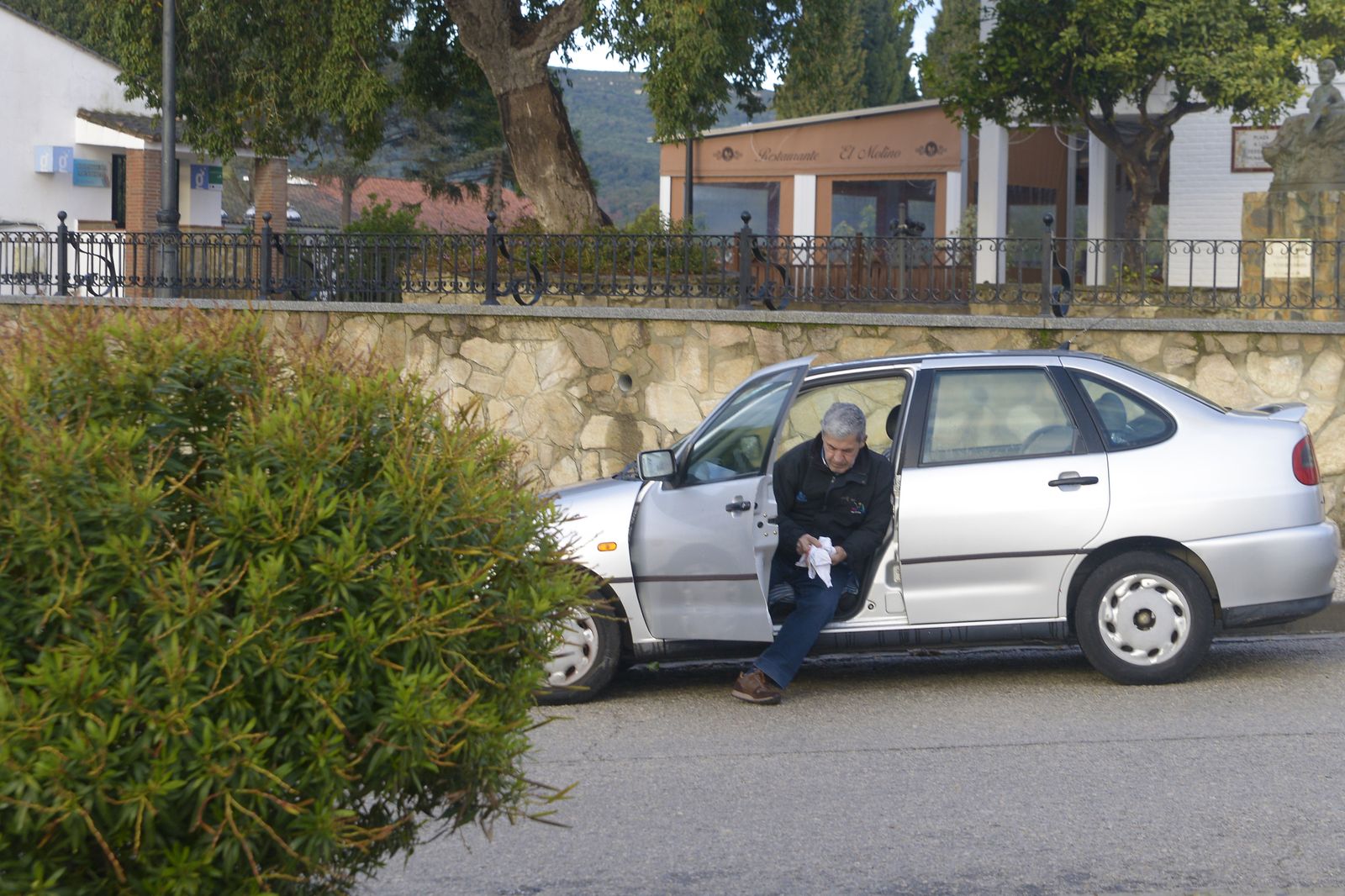 Primer día de colegio y  de alerta de grado 4 en Castellar