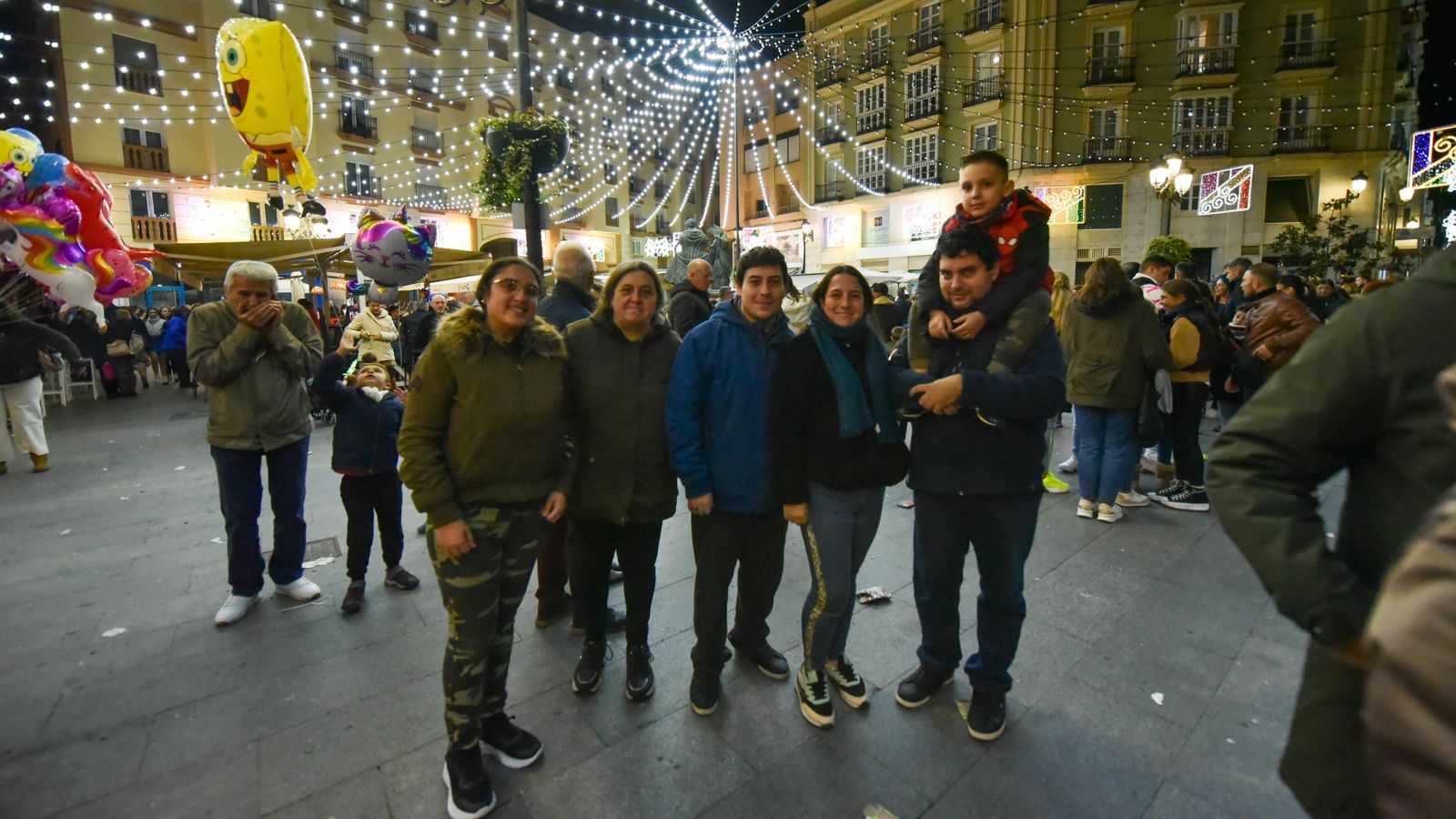El encendido del alumbrado de Navidad en La Línea, en imágenes