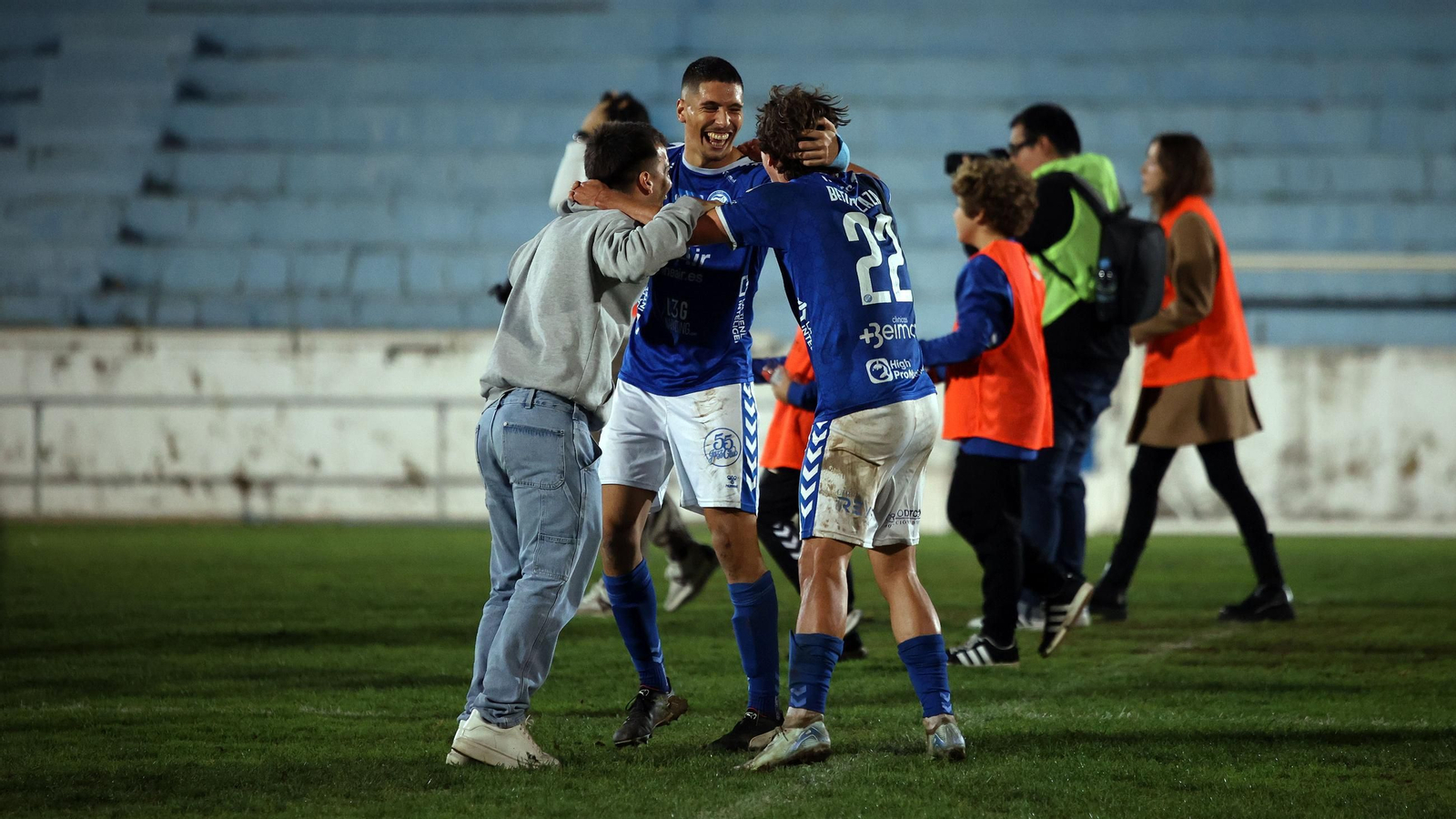 Imágenes del Xerez DFC contra la Deportiva Minerva en el Pedro Garrido de Jerez