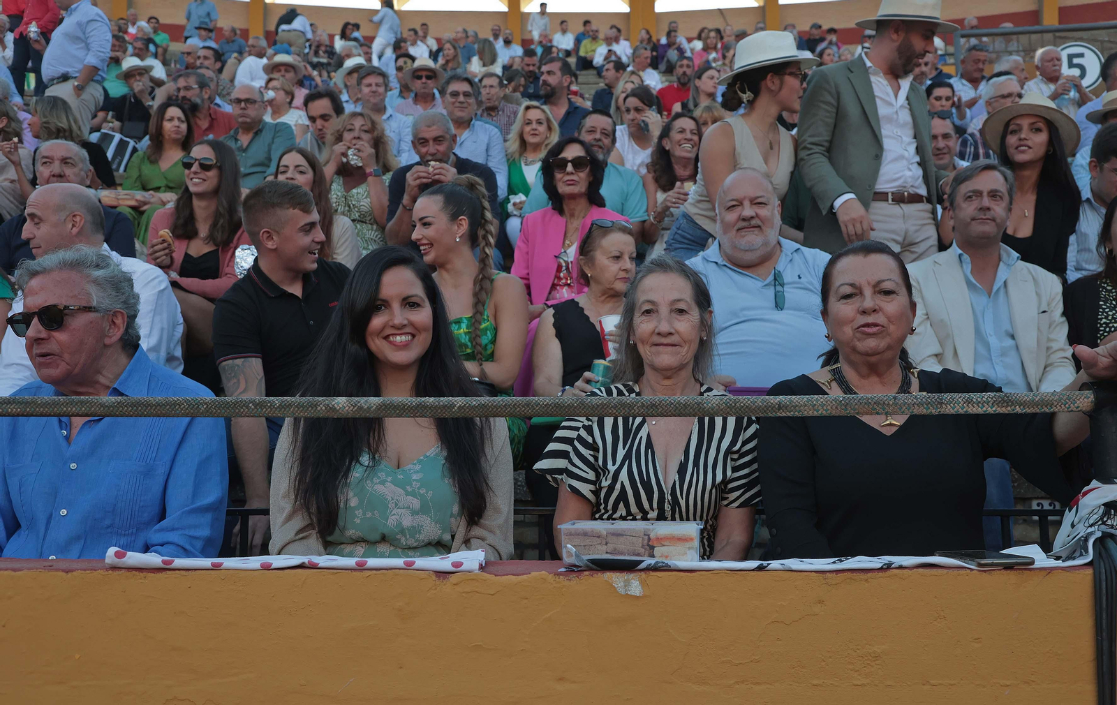 Búscate durante la corrida del sábado en la Feria Real de Algeciras 2024