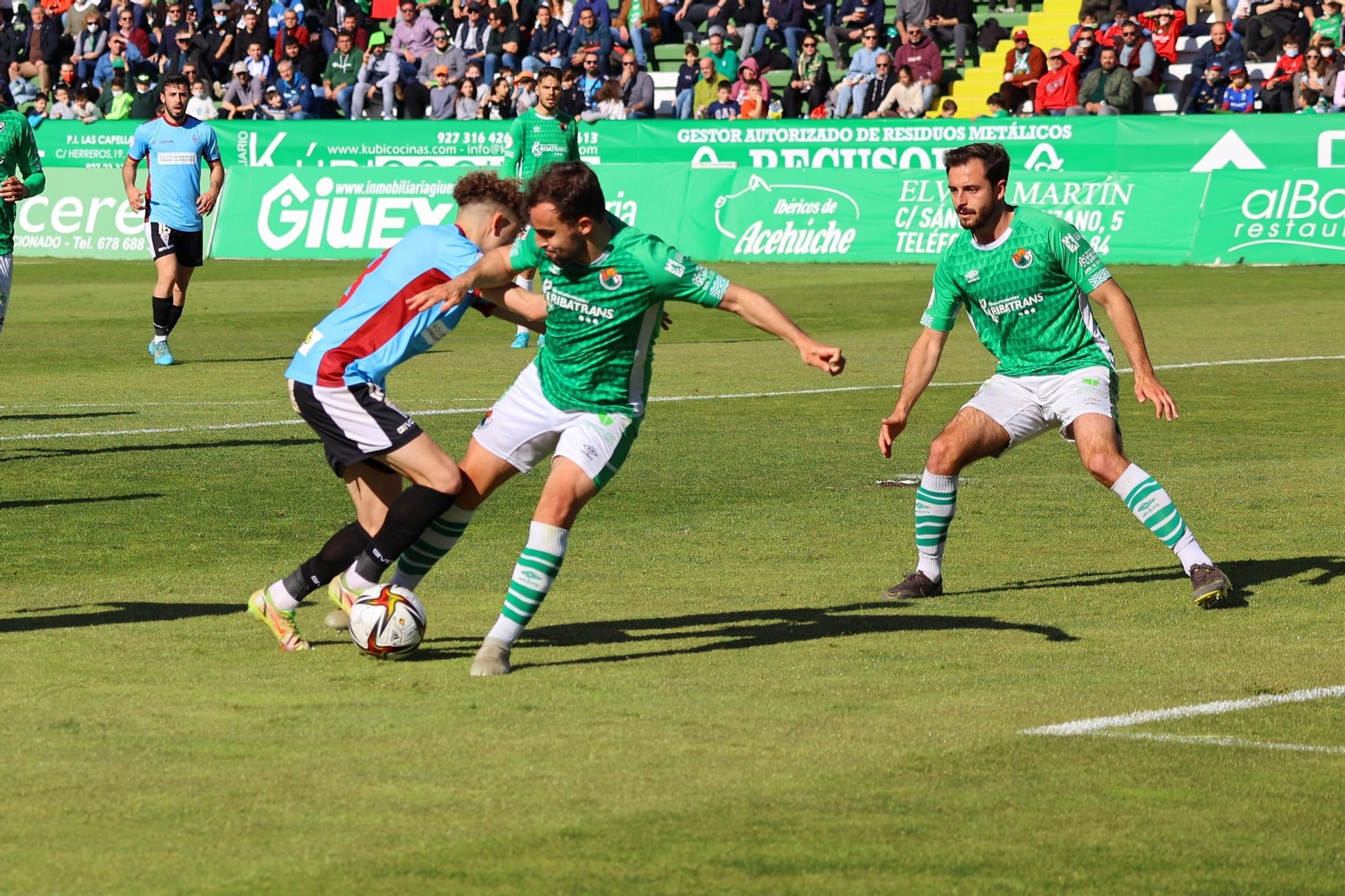 Las imágenes del empate del Córdoba CF en su visita al Cacereño