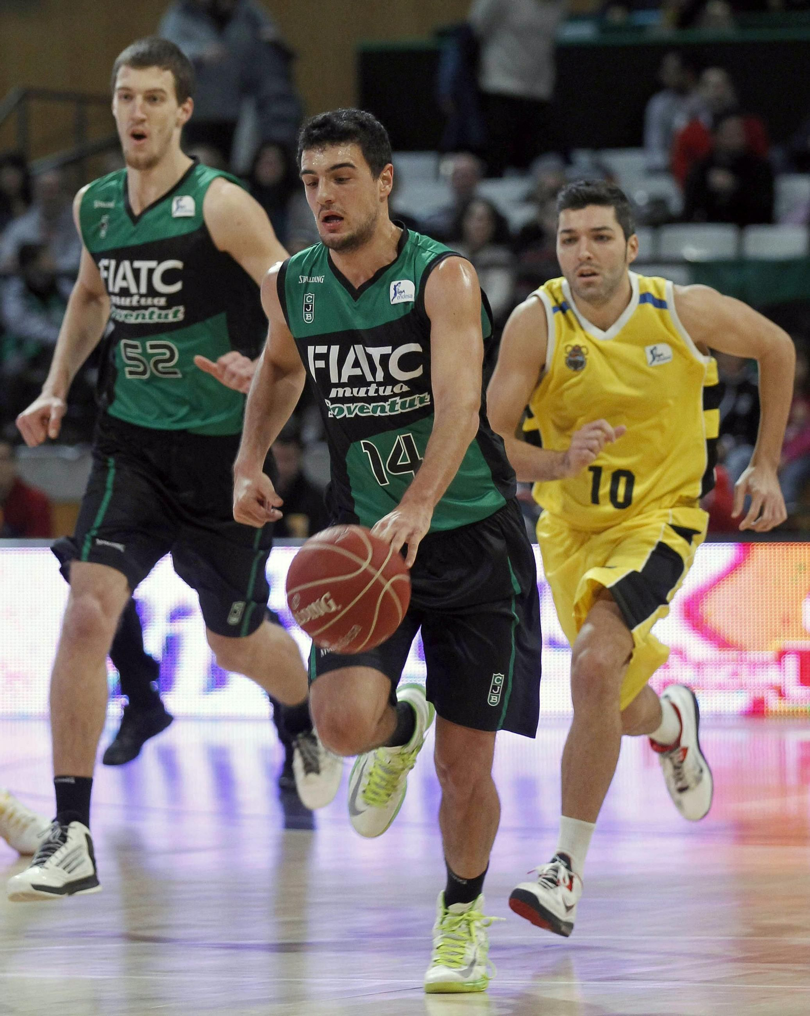 La carrera de Ognjen Kuzmic, en fotos