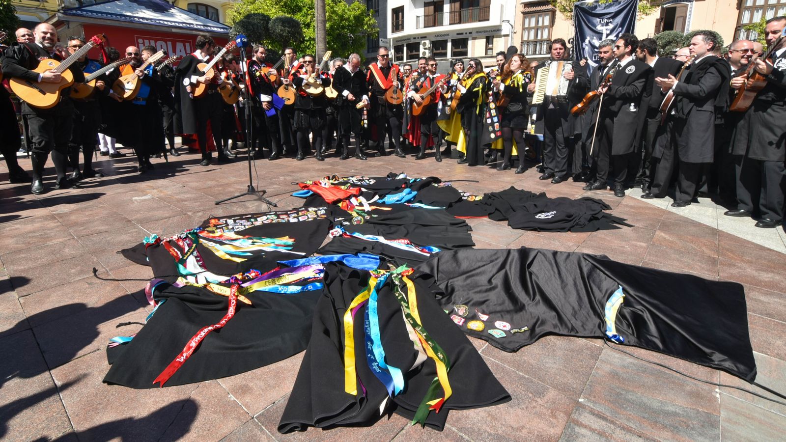 Fotos del pasacalles del X Certamen Internacional de Tunas Ciudad de Algeciras