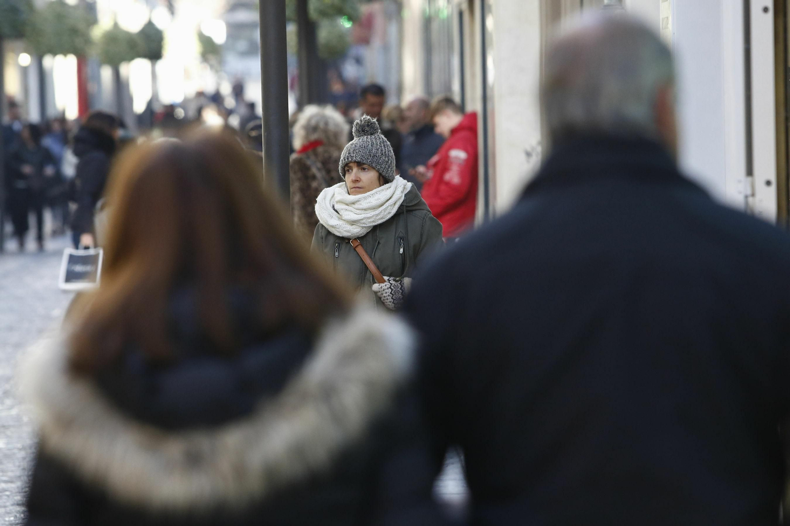 Llega el invierno a Granada: aviso amarillo en Costa y norte y cota de nieve a 700 metros. Llega el invierno a Granada: aviso amarillo en Costa y norte y cota de nieve a 700 metros.