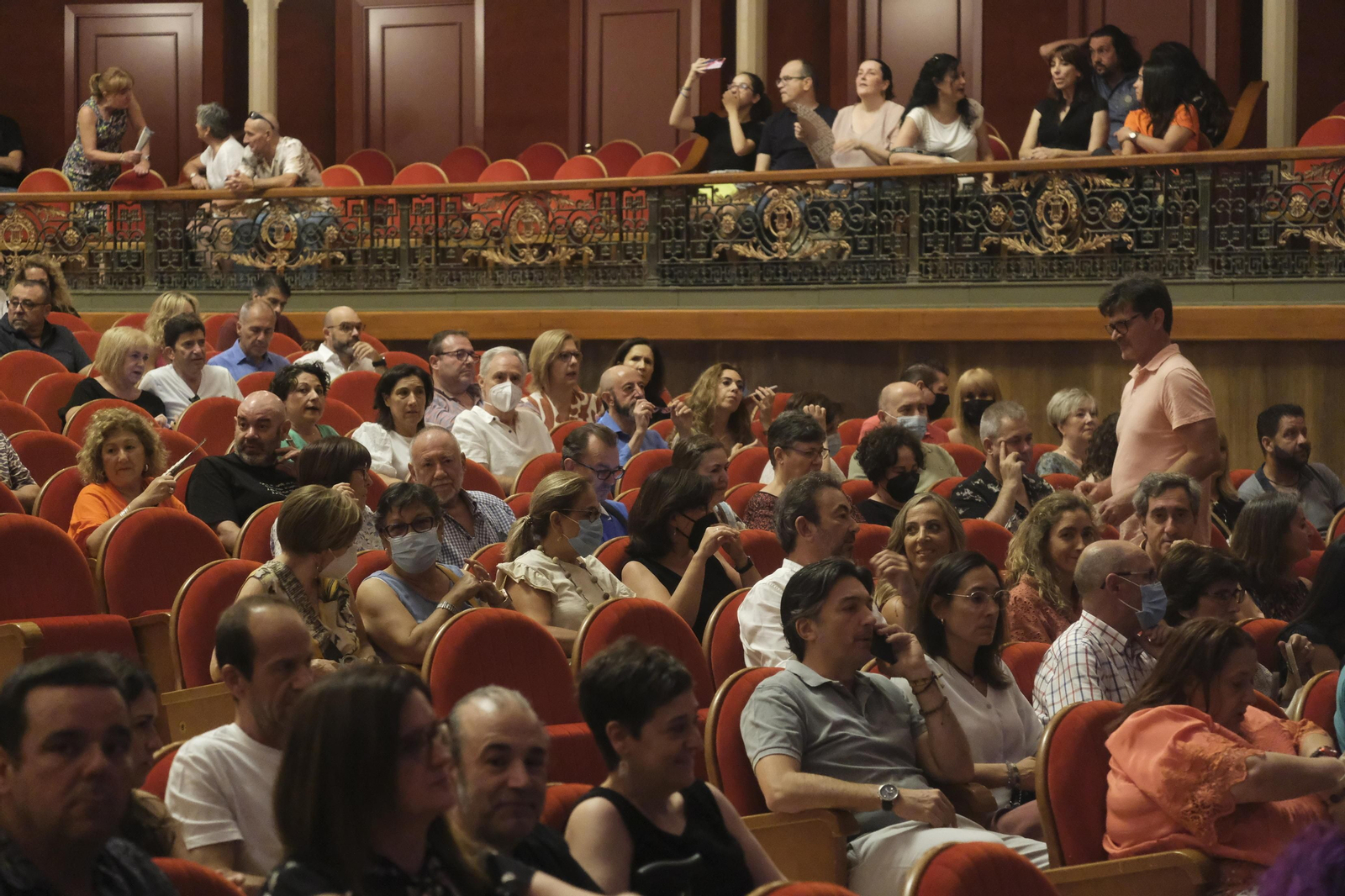 El concierto de Juan Perro en el Festival de la Guitarra, en imágenes