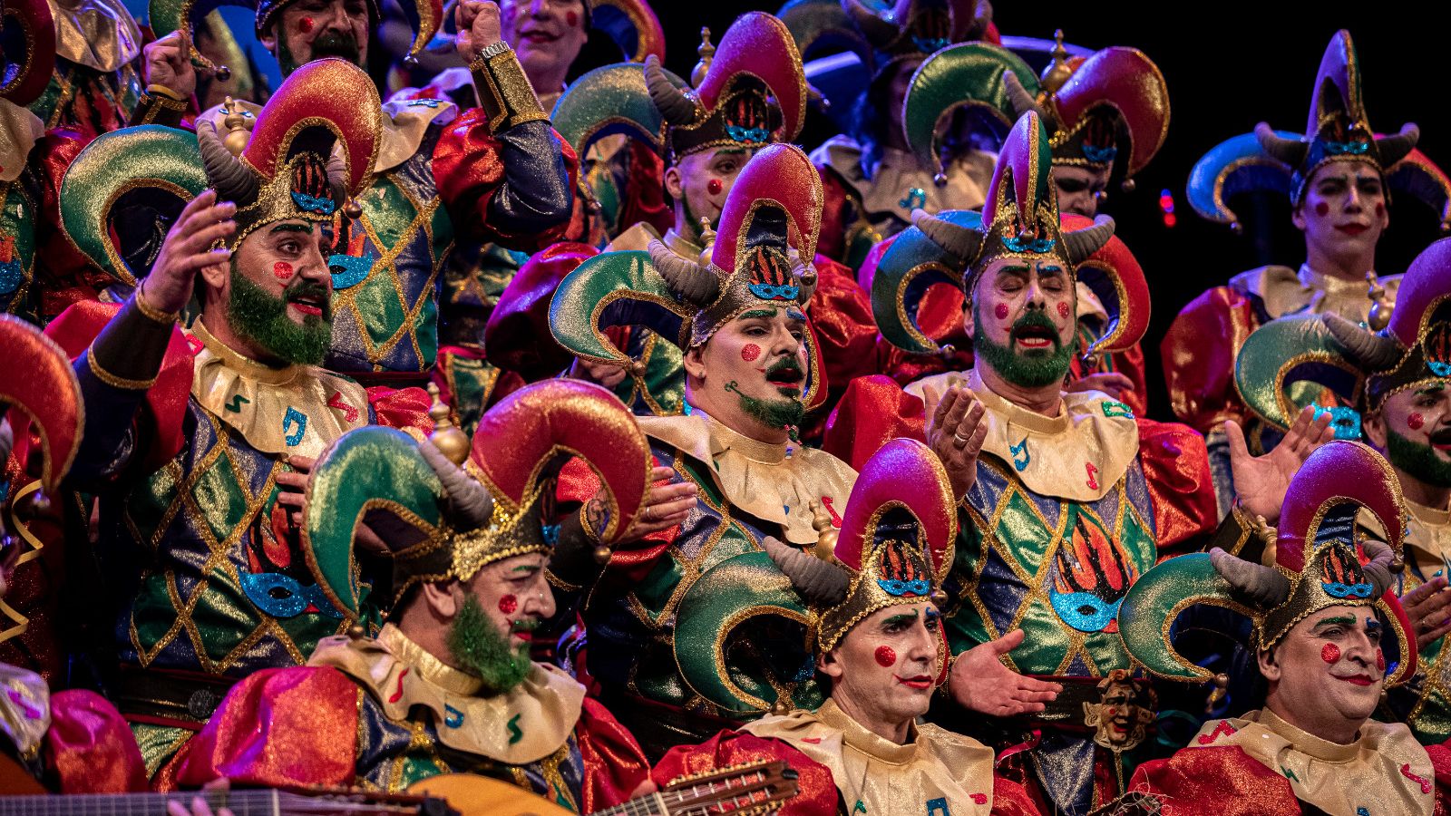 Búscate entre las mejores imágenes de la primera sesión de semifinales del COAC 2025