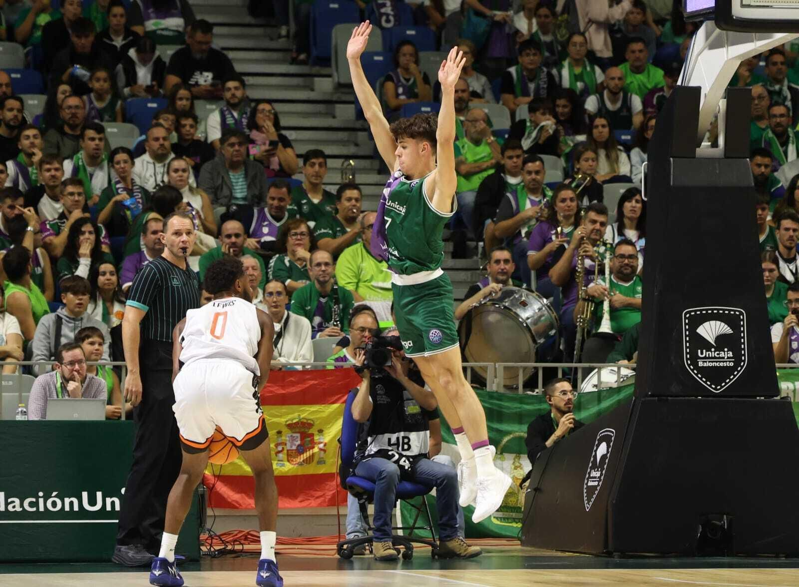 El Unicaja-Le Mans, en fotos
