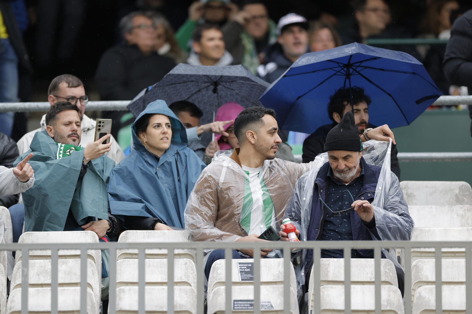 Búscate en las fotos del Betis - Las Palmas