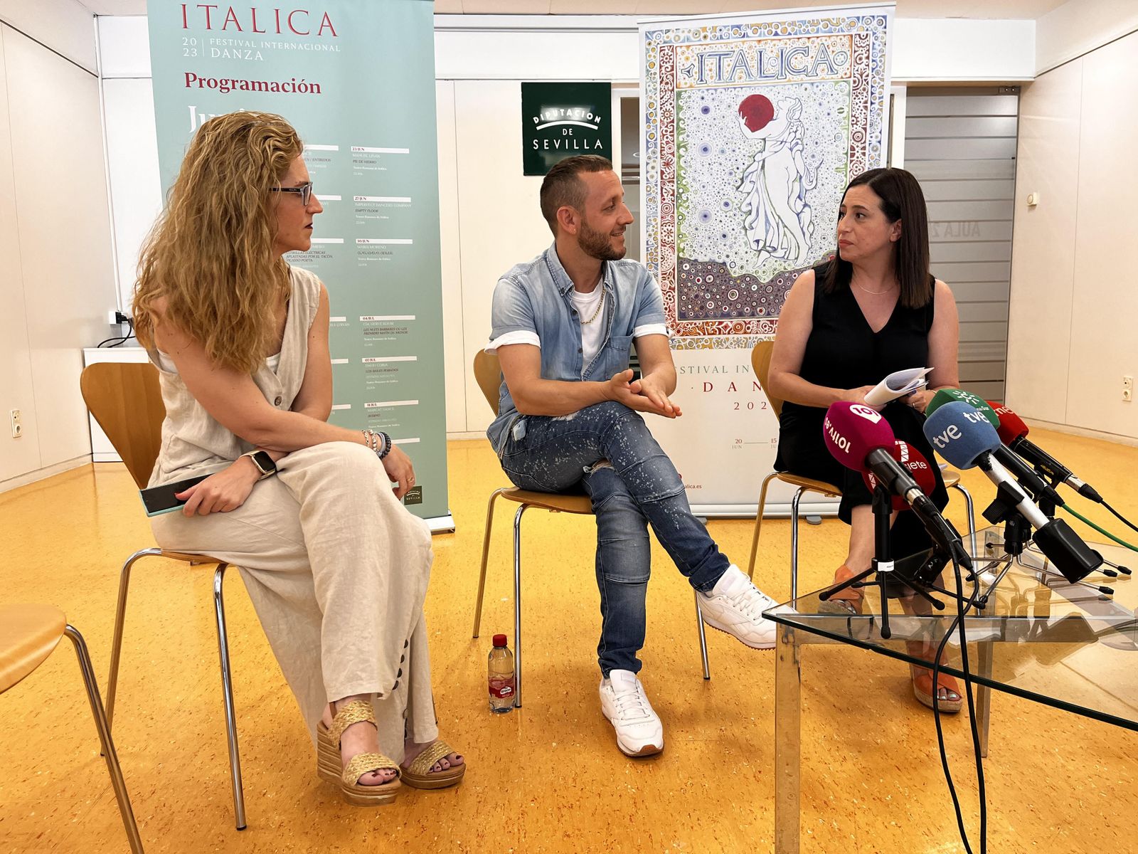 Manuel Liñán en la presentación que tuvo lugar esta mañana en la Diputación Provincial.