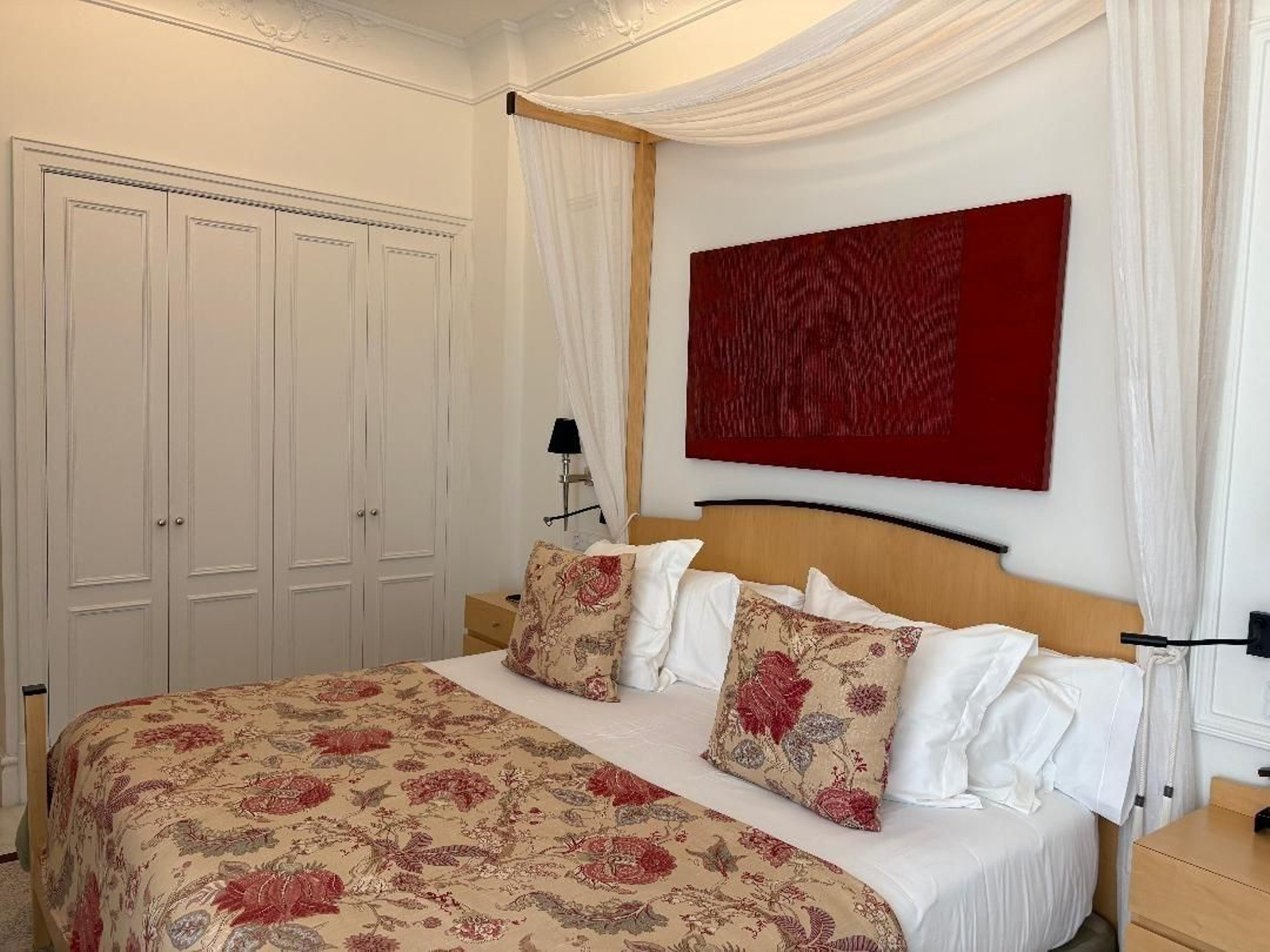 Imágenes del interior de uno de los hoteles más lujosos de Cádiz: el hotel Casa Palacio María Luisa de Jerez Imágenes del interior de uno de los hoteles más lujosos de Cádiz: el hotel Casa Palacio María Luisa de Jerez