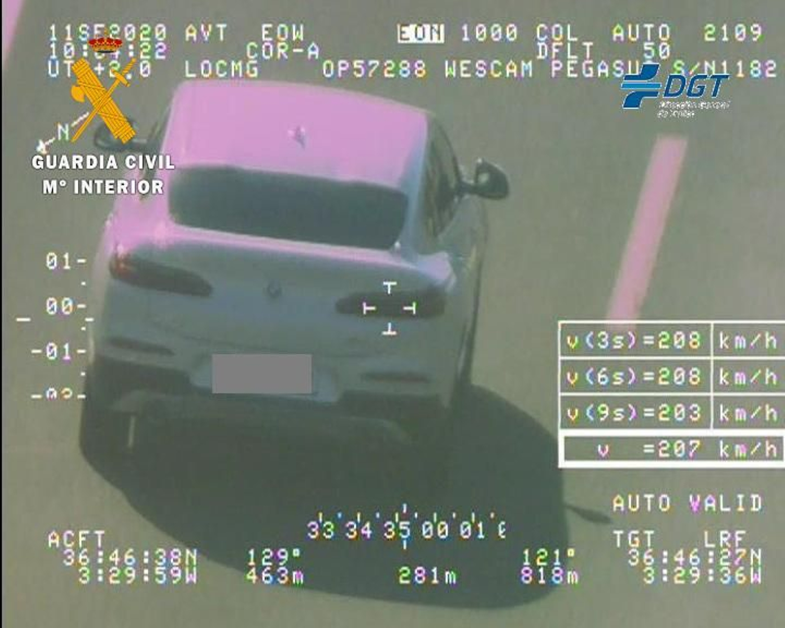 Captura que realizó el helicóptero del vehículo a más de 200 km/h.