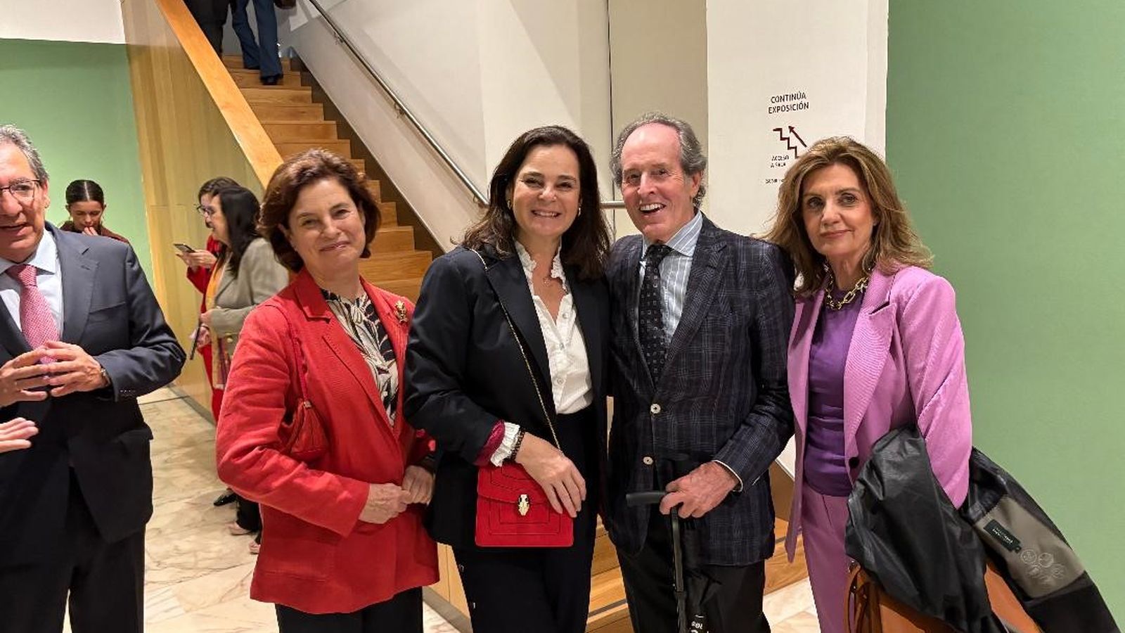 Las hermanas Crista y Verónica Lora, Carlos Telmo y Mayda Ybarra Valdenebro.