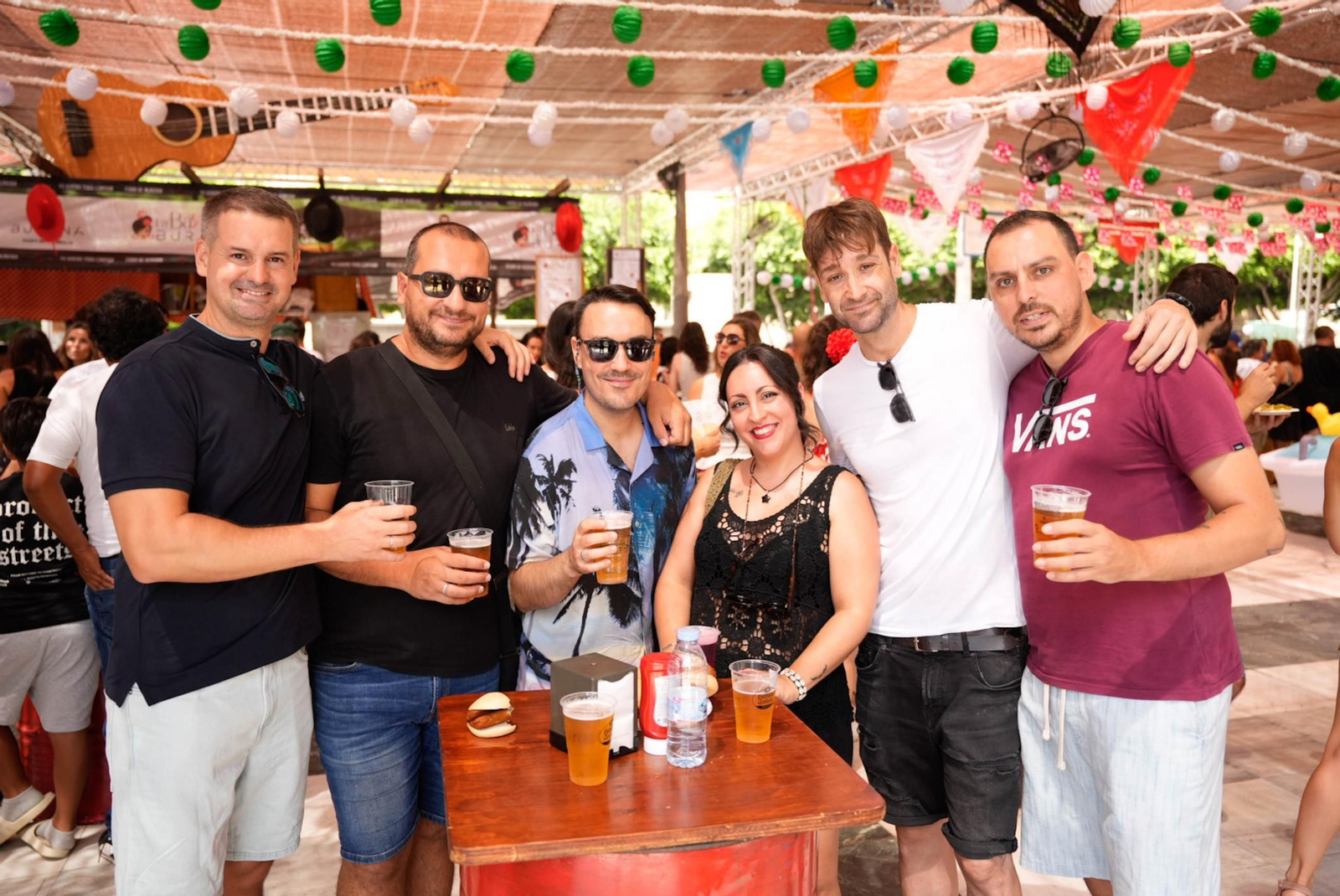 Así viven los almerienses el primer sábado de la Feria del Mediodía