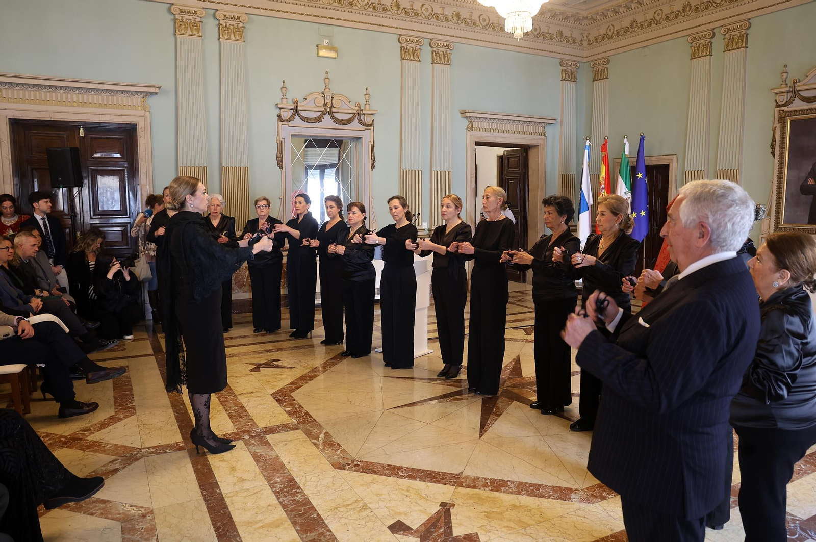 Imágenes de la presentación de la Guía de Semana Santa de Huelva