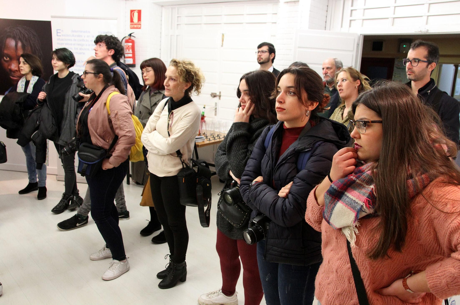 Latitudes. Exposición de Francisco Magallón "Mujer: Todos Somos Una", en imágenes
