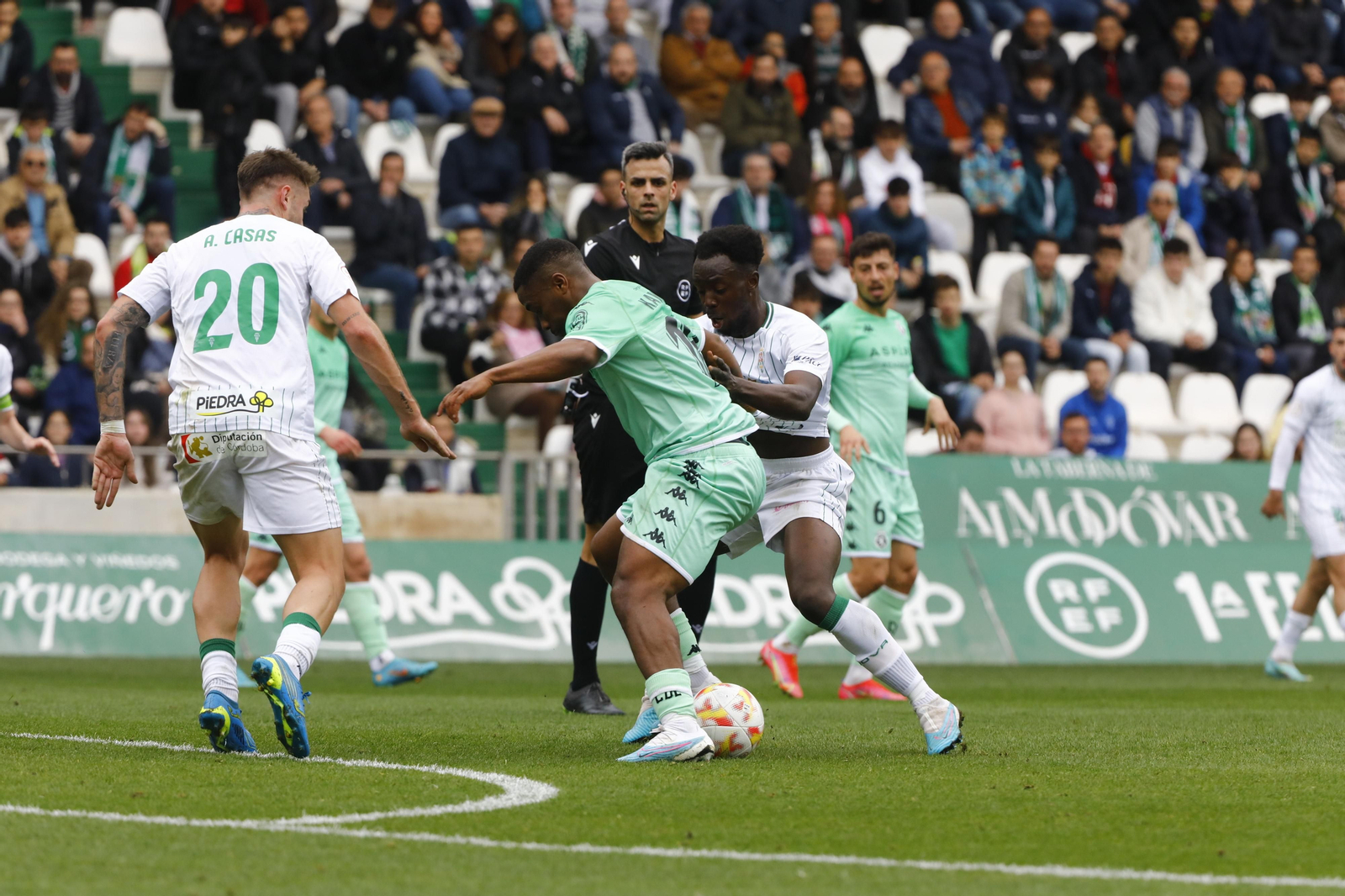 La victoria del Córdoba CF ante la Cultural Leonesa, en imágenes