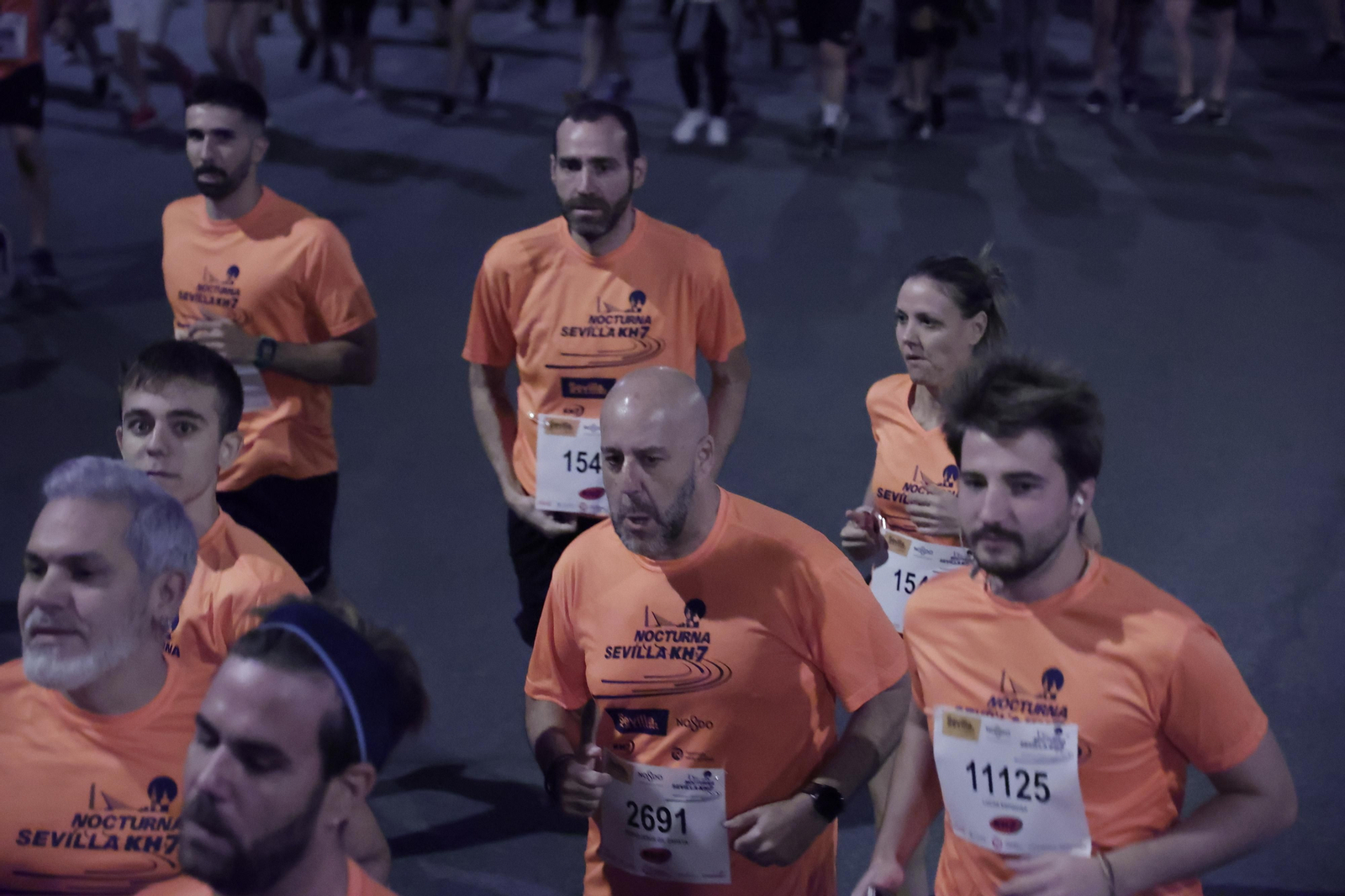 Búscate en la Carrera Nocturna de Sevilla (5)