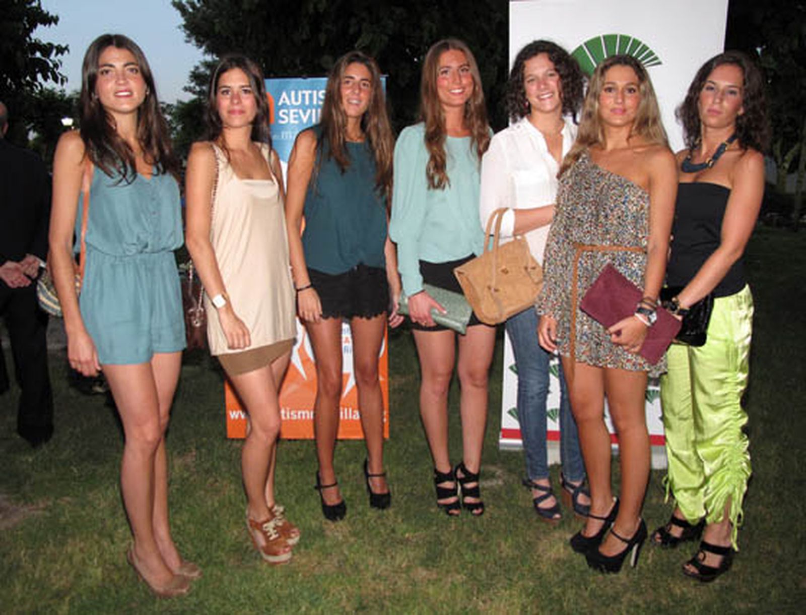 Macarena Rodríguez, María Antonia Astolfi, Patricia Olavarría, Mercedes Pumar, Elena Molina, María Mangas y Elena Bustamante.

Foto: Victoria Ramírez