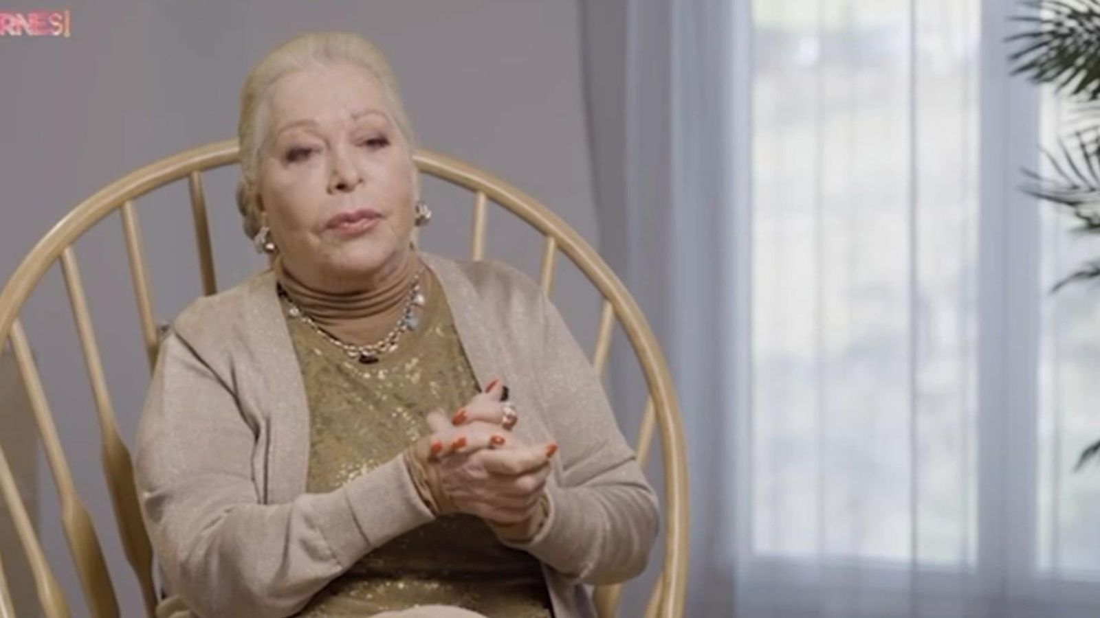 Massiel en el programa 'De viernes' anunciando el cáncer de pulmón que sufre