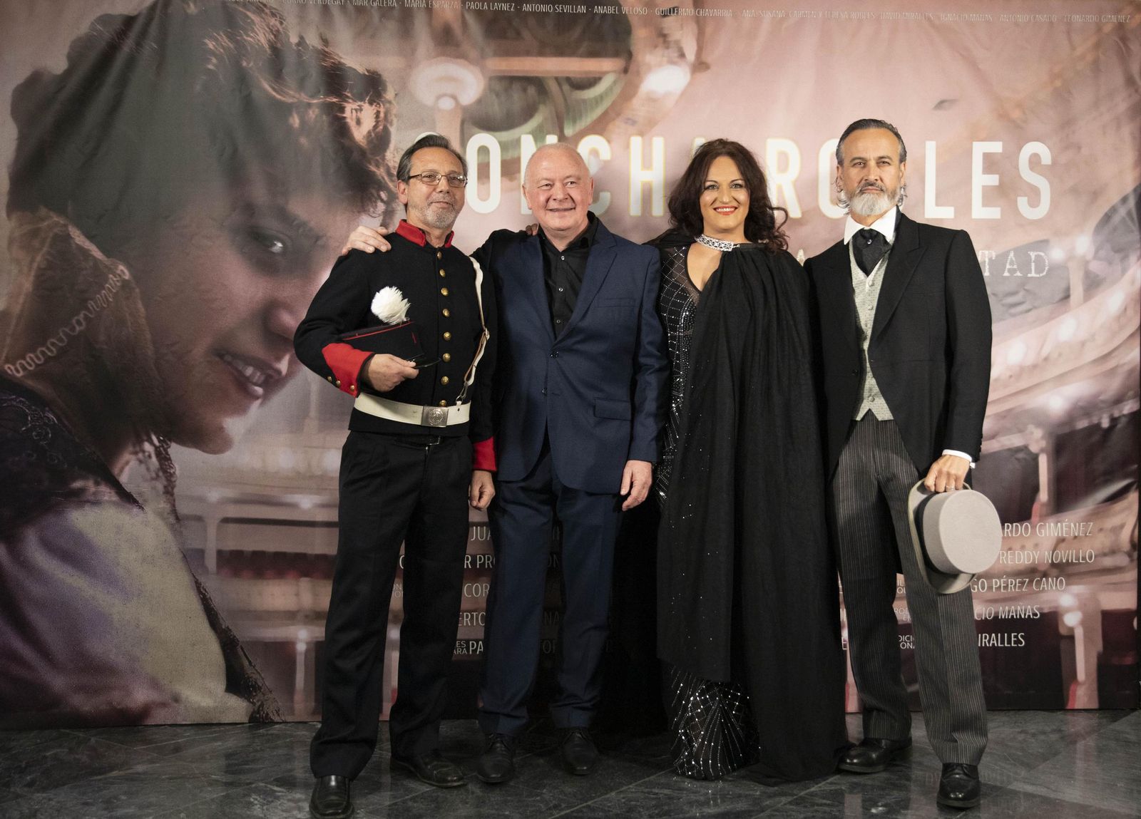 El estreno en Almería del largometraje documental "Concha Robles", en imágenes