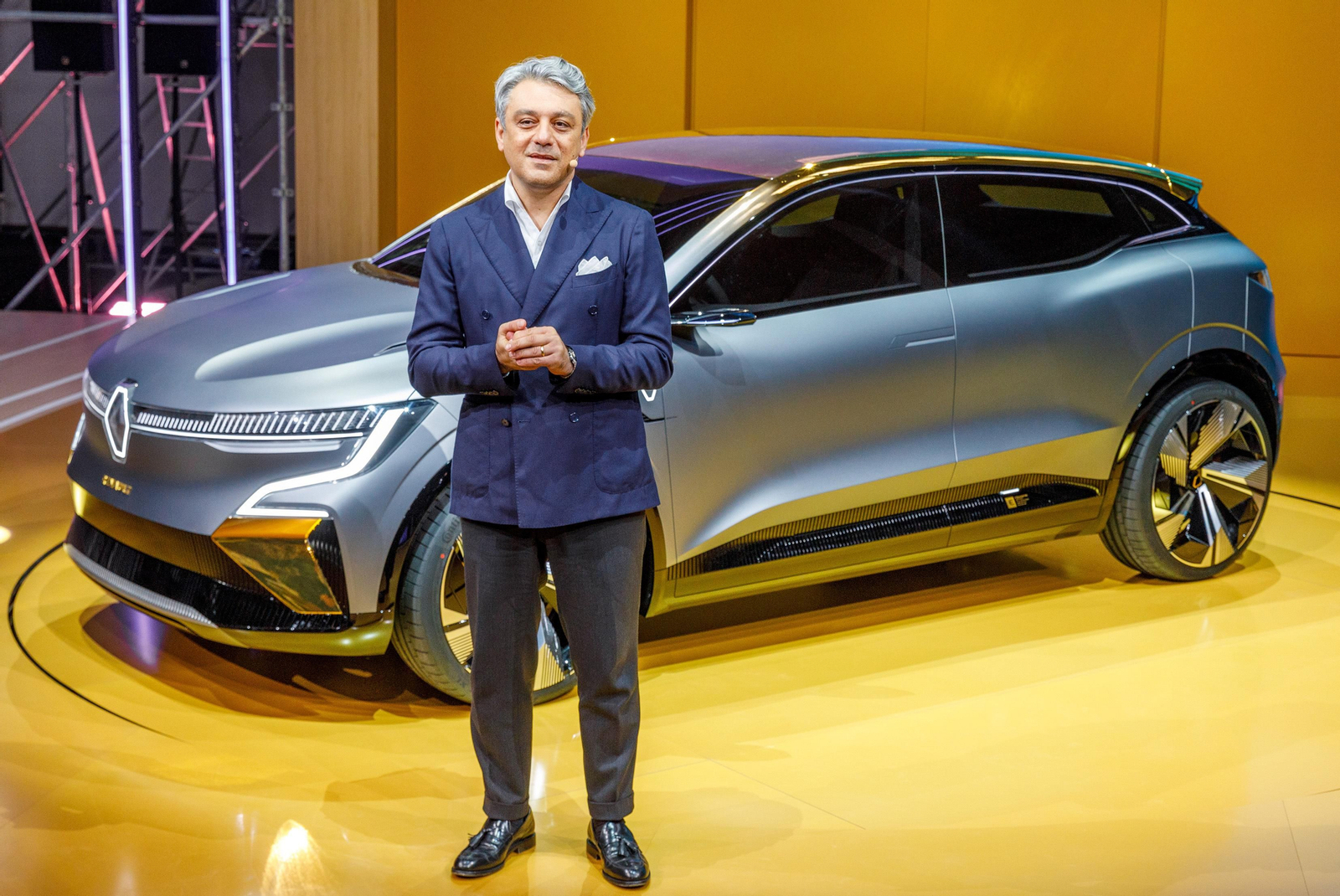 Luca de Meo, CEO de Renault, reitera la importancia de España para un grupo que tendrá que hacer "dieta"