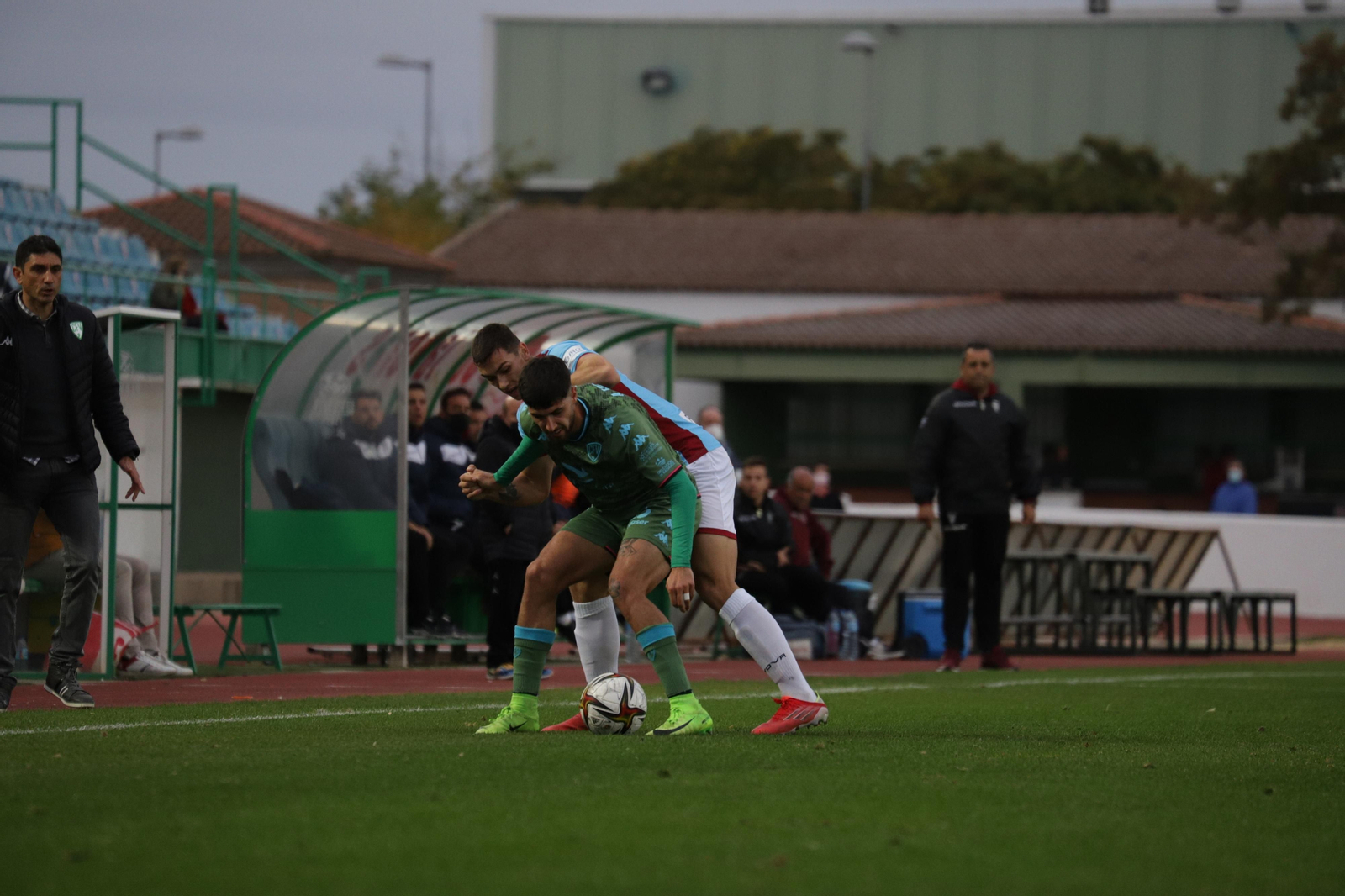 La derrota del Córdoba CF ante el Villanovense, en imágenes