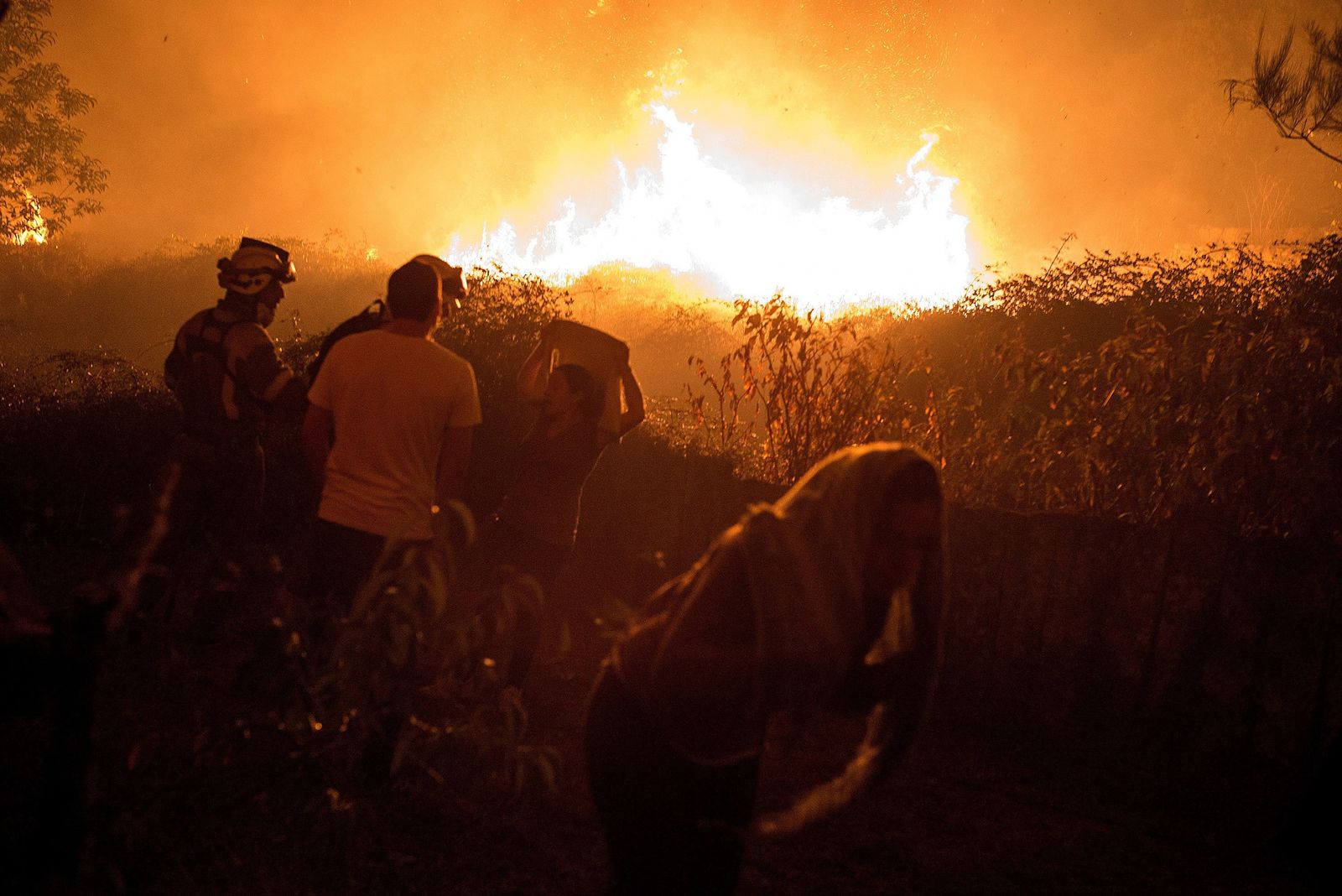 Los incendios declarados en Galicia, en imágenes