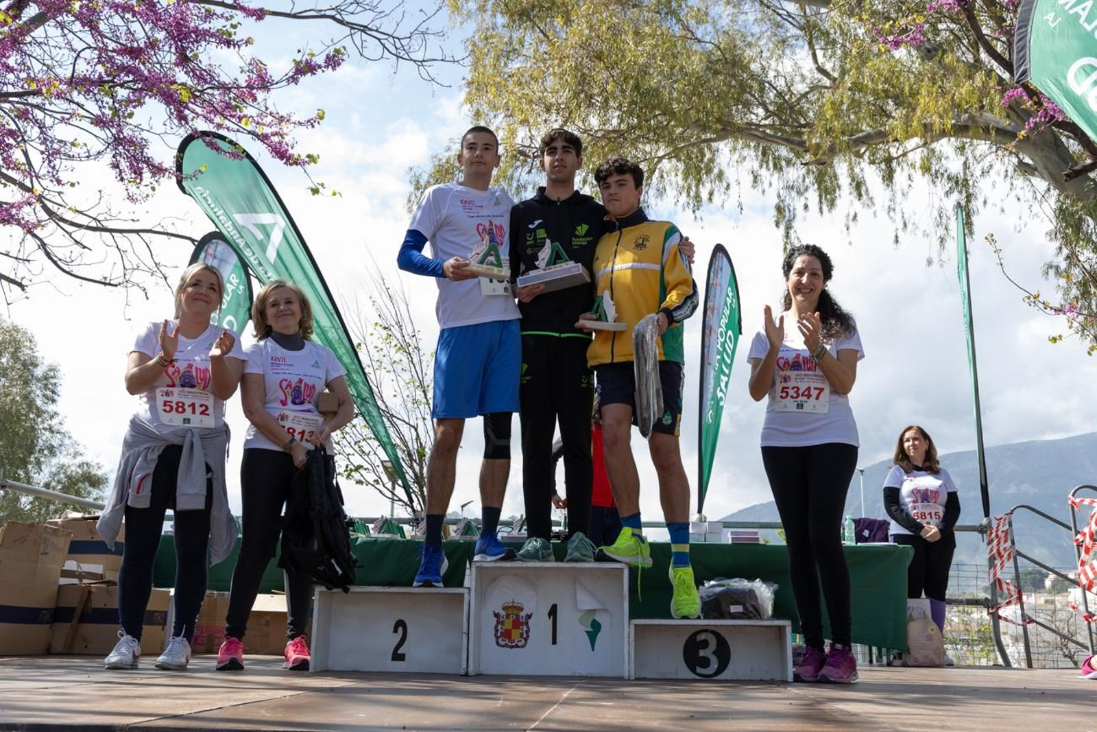 Más de 2.100 participantes corren  para promover la salud en Jaén, en imágenes (2)