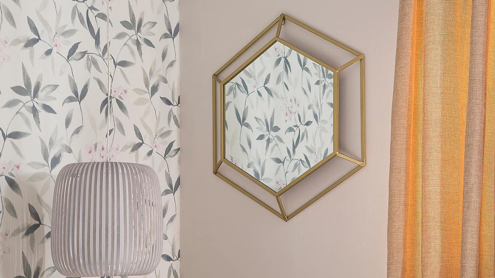 Detalles dorados para darle un punto elegante a la decoración de casa.