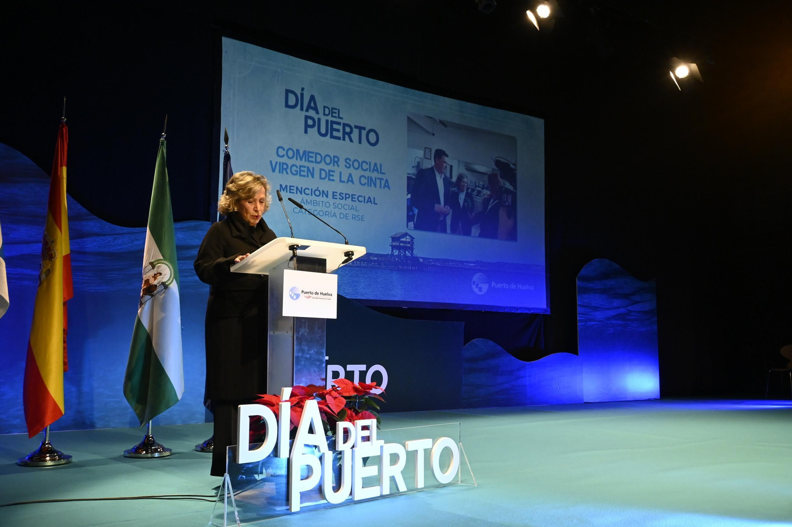 Imágenes del acto de celebración del Día del Puerto, en Huelva