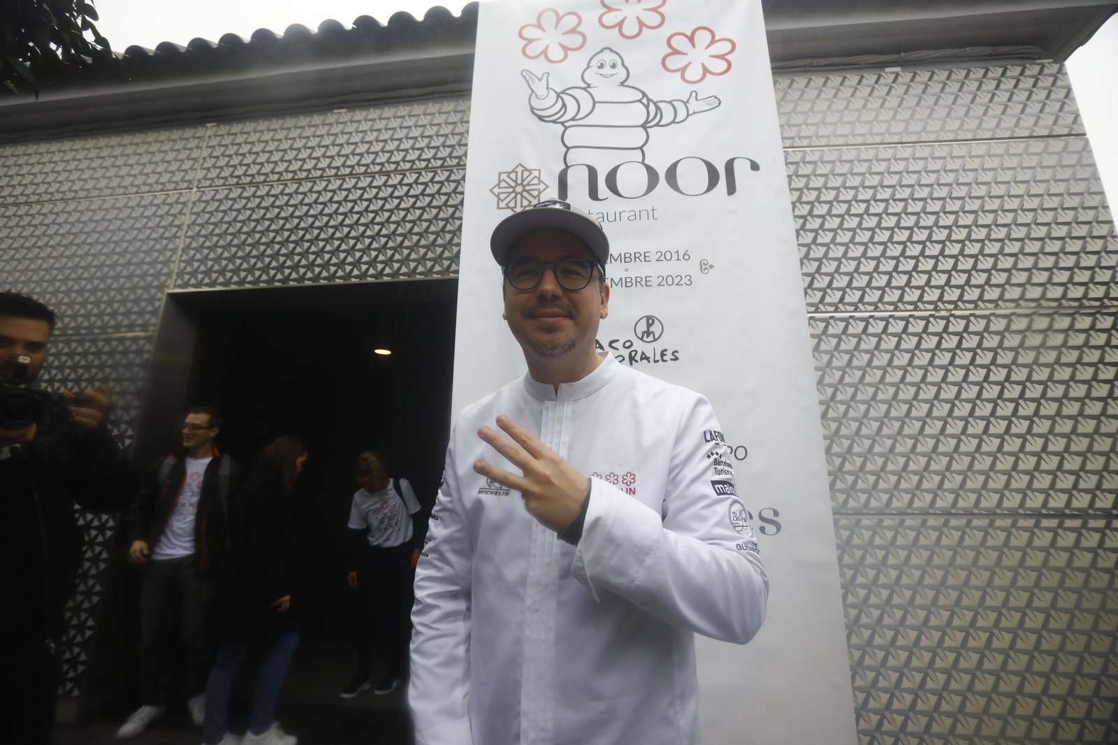 El emocionante recibimiento a Paco Morales a su llegada a Córdoba, en fotos