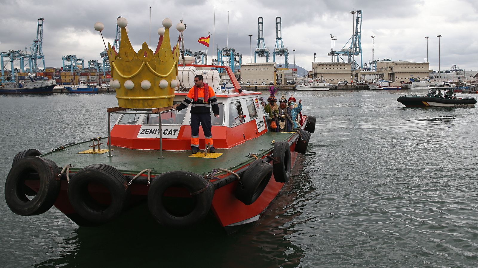 Fotos del arrastre de latas en Algeciras