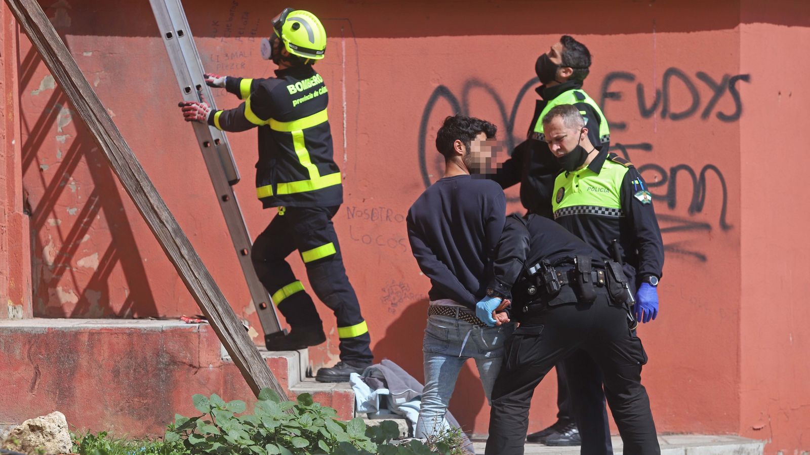 Desalojo del edificio La Escalinata