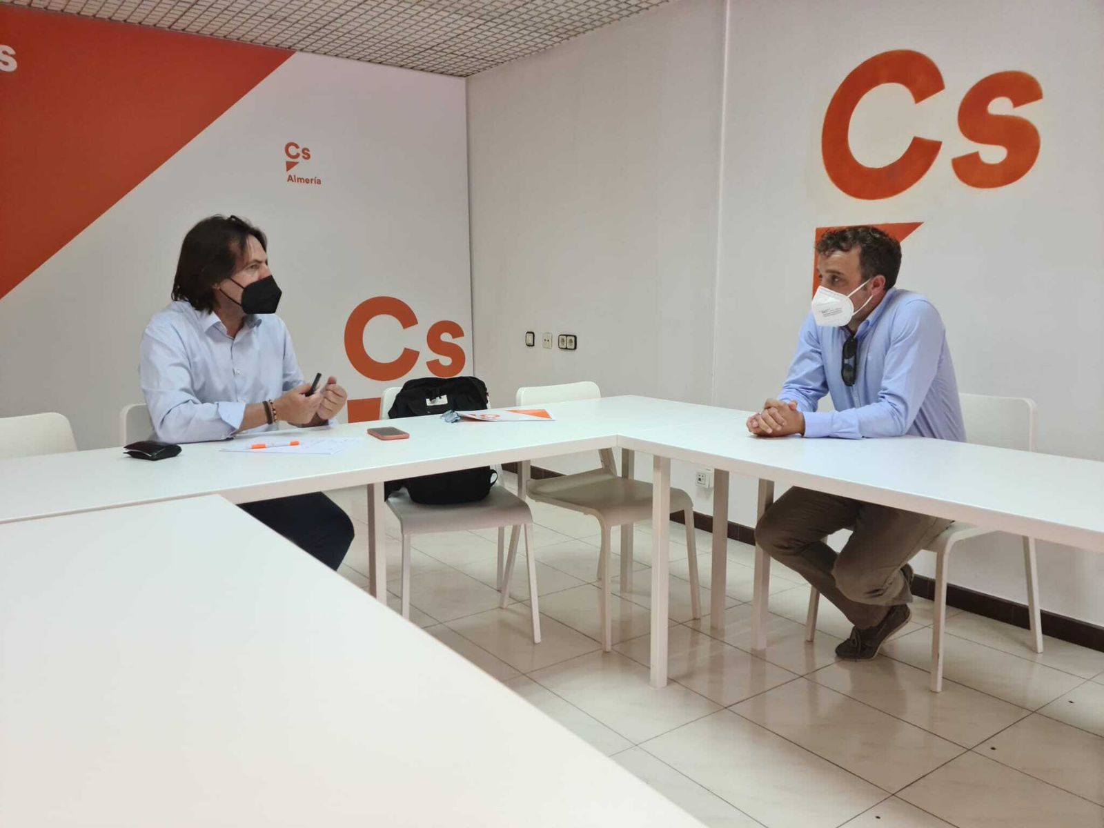 13072021 Reunión Rafael Burgos, coordinador Cs y Sergio Viñolo, secretario AJE.