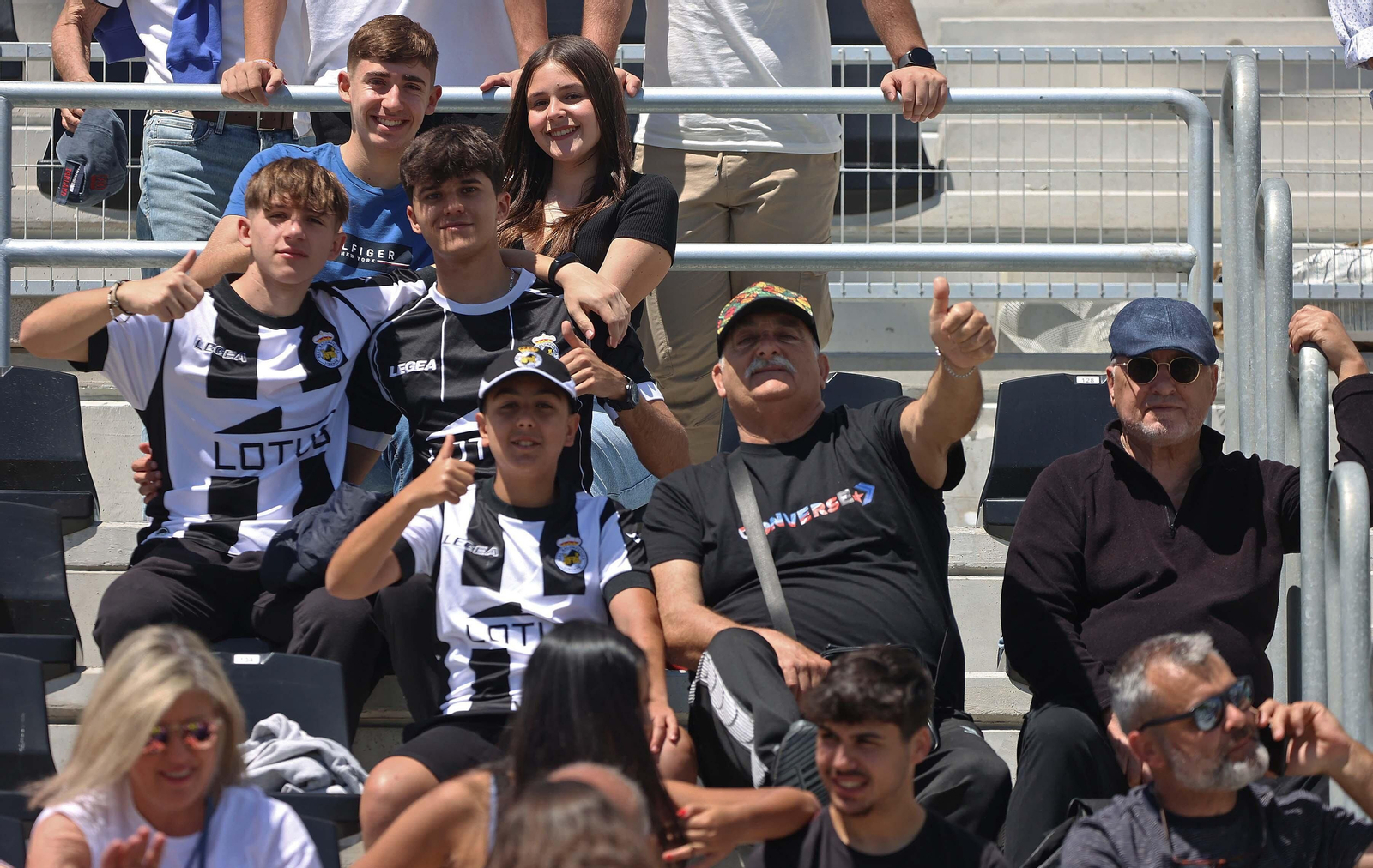 Búscate en el Ciudad de La Línea durante el Balona - Cartagena B de Segunda RFEF