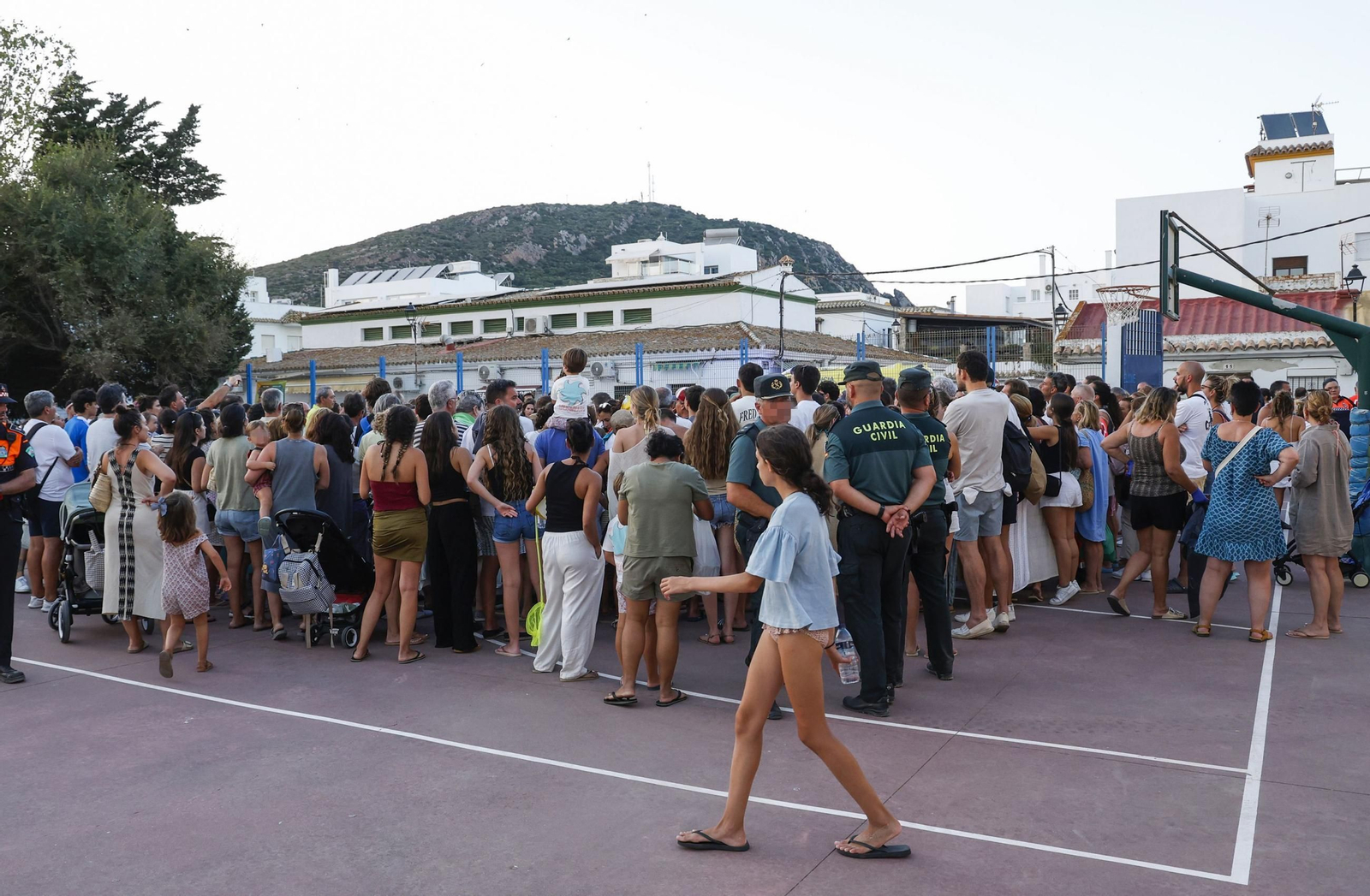 Imágenes del incendio de Tarifa, el segundo en menos de una semana