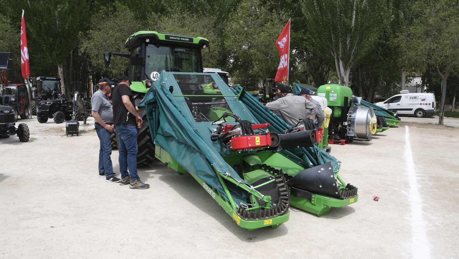 Imágenes de la Terracultura Chirivel 2023, feria de agricultura y maquinaria