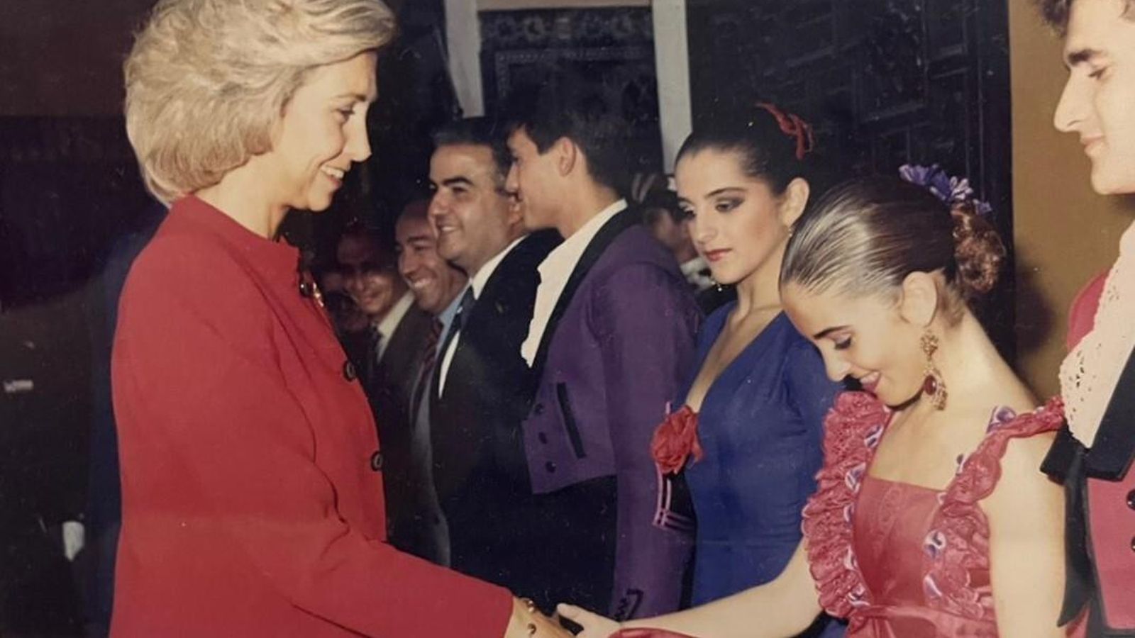 La Reina Doña Sofía, con Eva Ruiz-Berdejo y Nuria Figueroa.