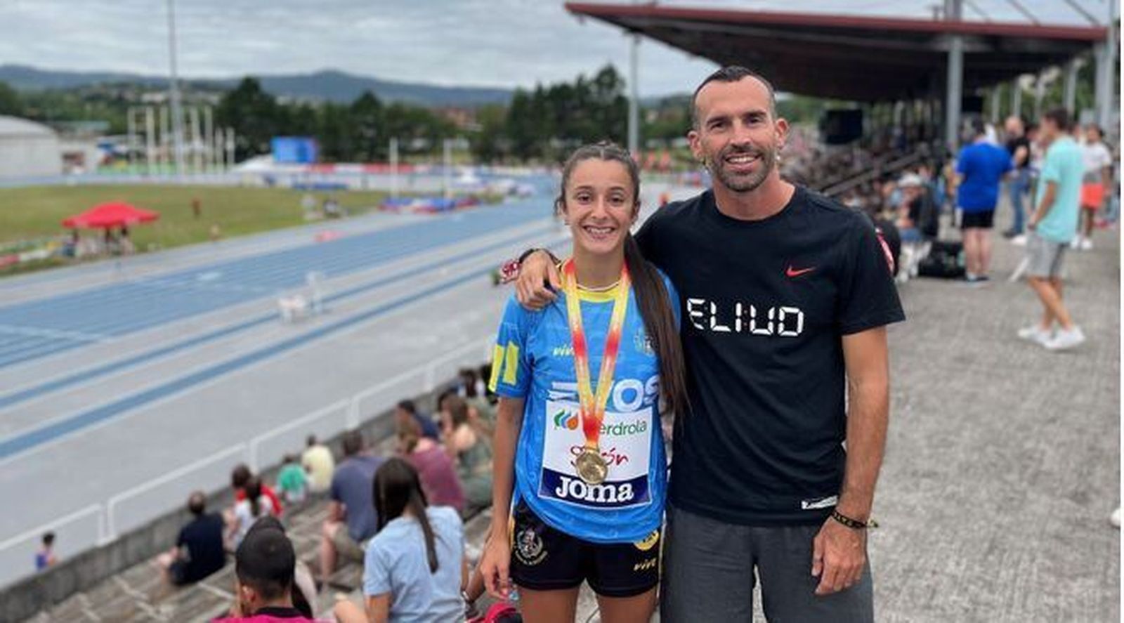 Marina Delgado y su entrenador, Saúl Sáez