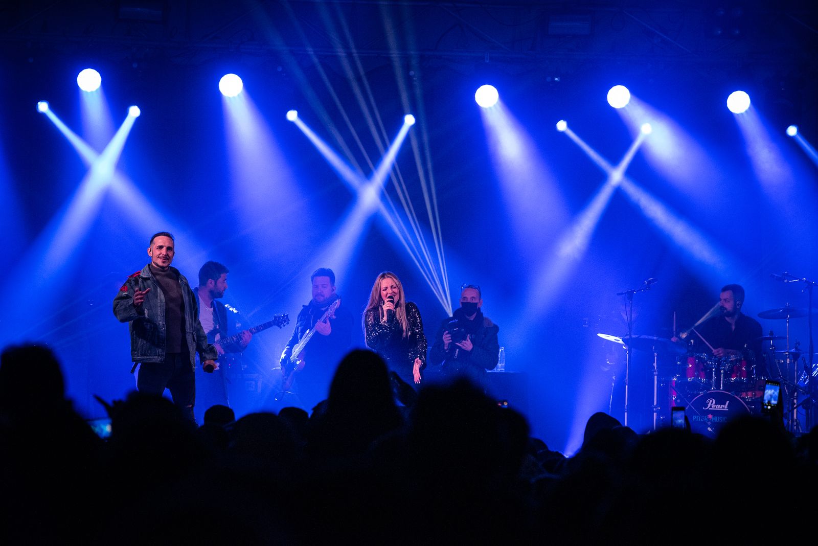 Imágenes del concierto de María Artés y Maki en las Fiestas de San Sebastían