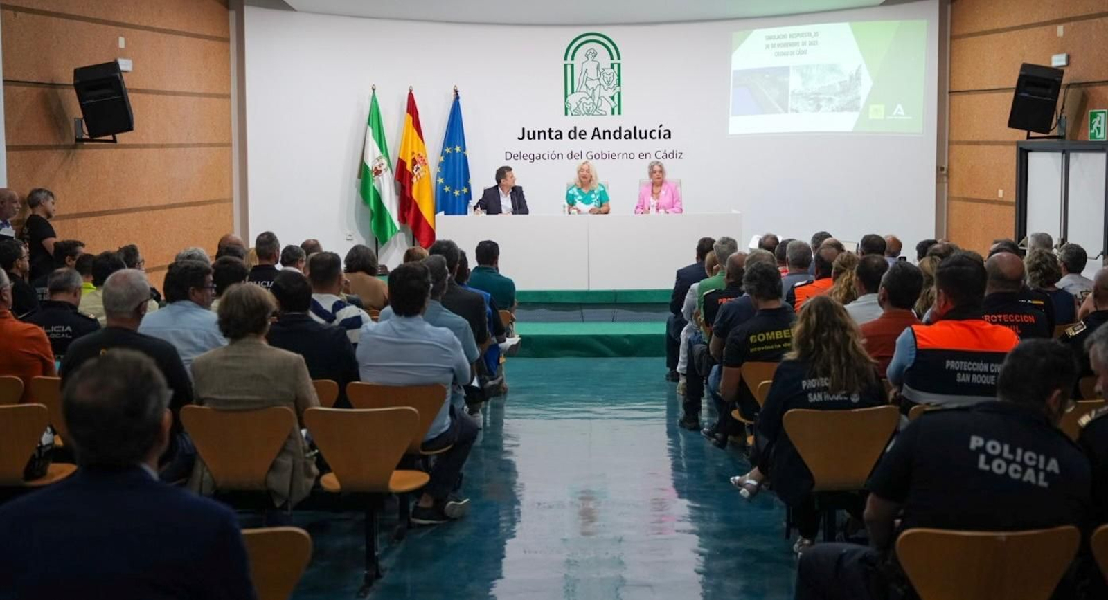 Reunión para preparar el simulacro que realizará la Junta de Andalucía en Cádiz el próximo mes de noviembre.