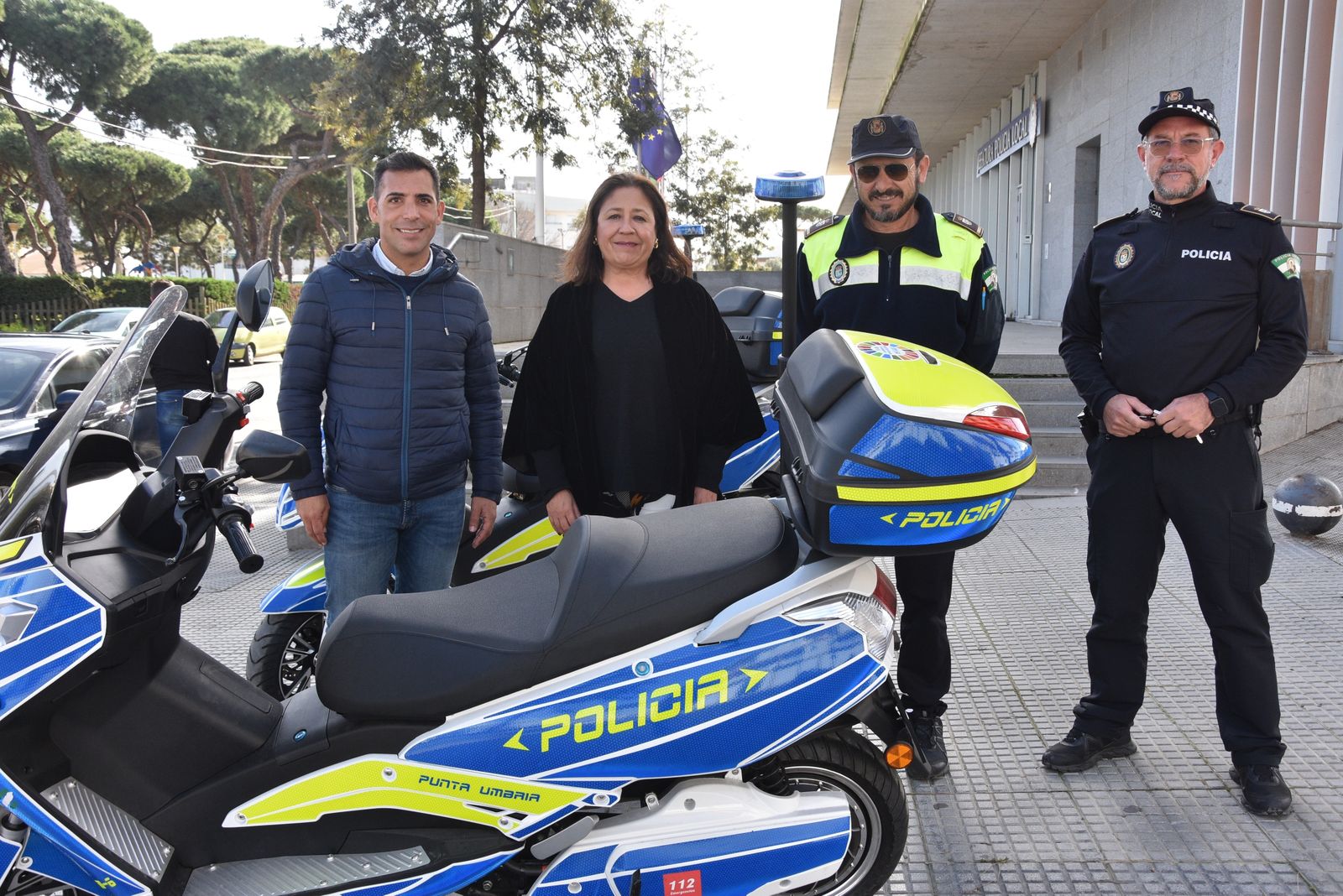 Una de las dos nuevas motos eléctricas a estrenar por la Policía Local de Punta Umbría.