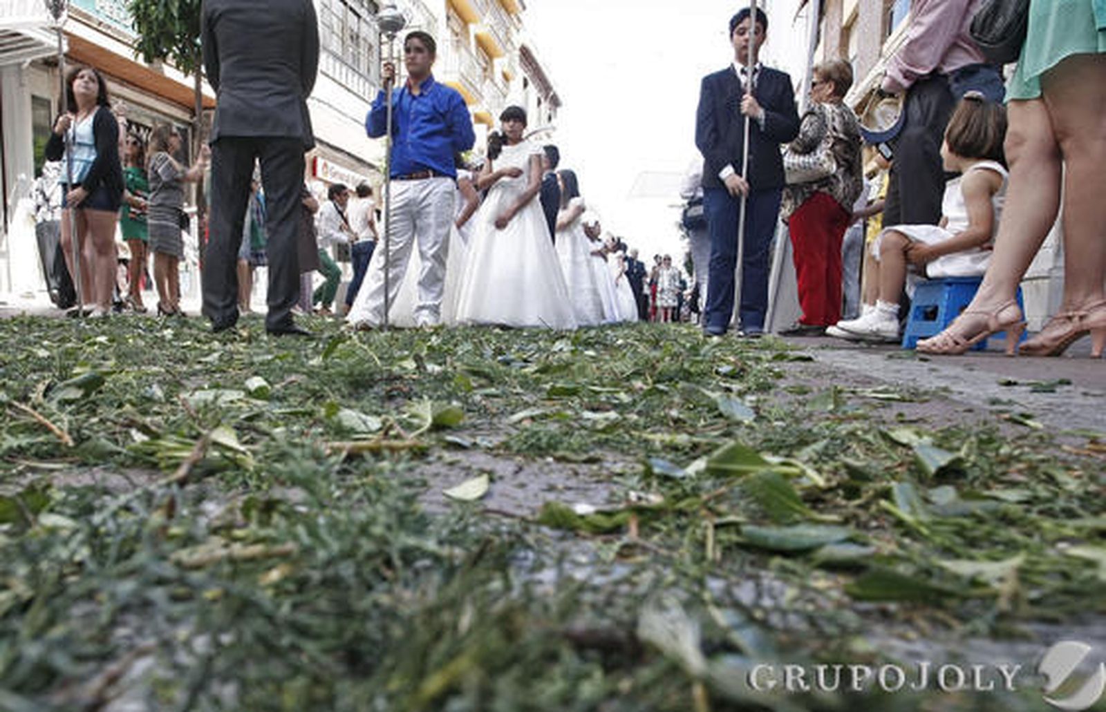 Más de 400 personas acuden a la misa en el parque María Cristina de Algeciras.

Foto: Erasmo Fenoy