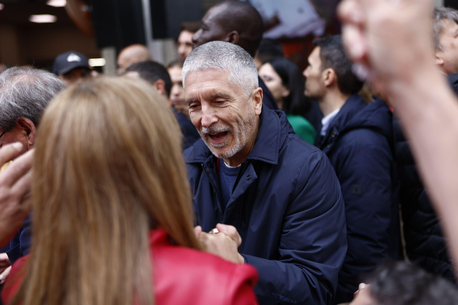 Los dirigentes socialistas salen a Ferraz