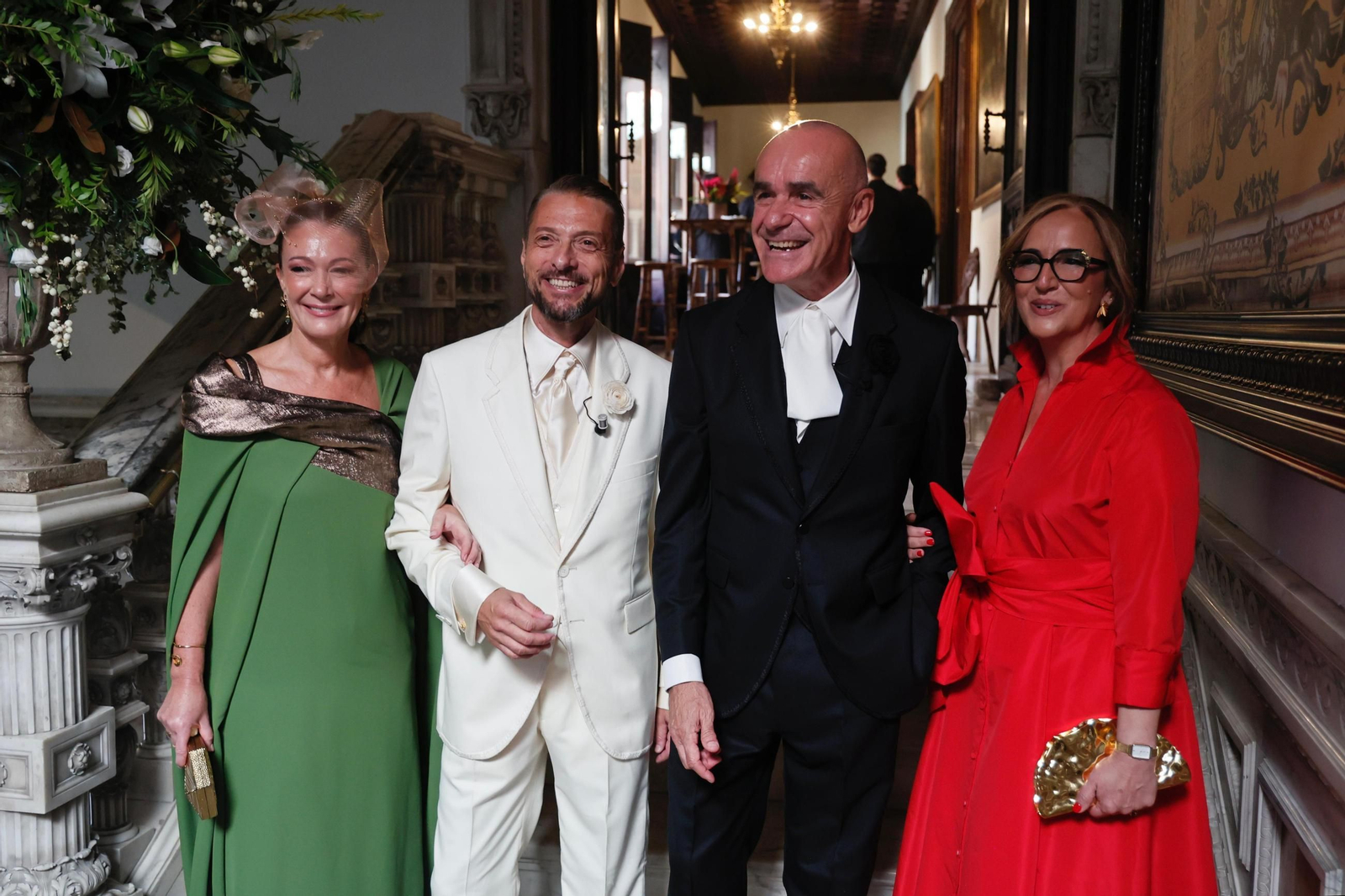 Fernando Repiso y Antonio Muñoz, junto a sus hermanas y madrinas, Verónica Repiso y Concha Muñoz.