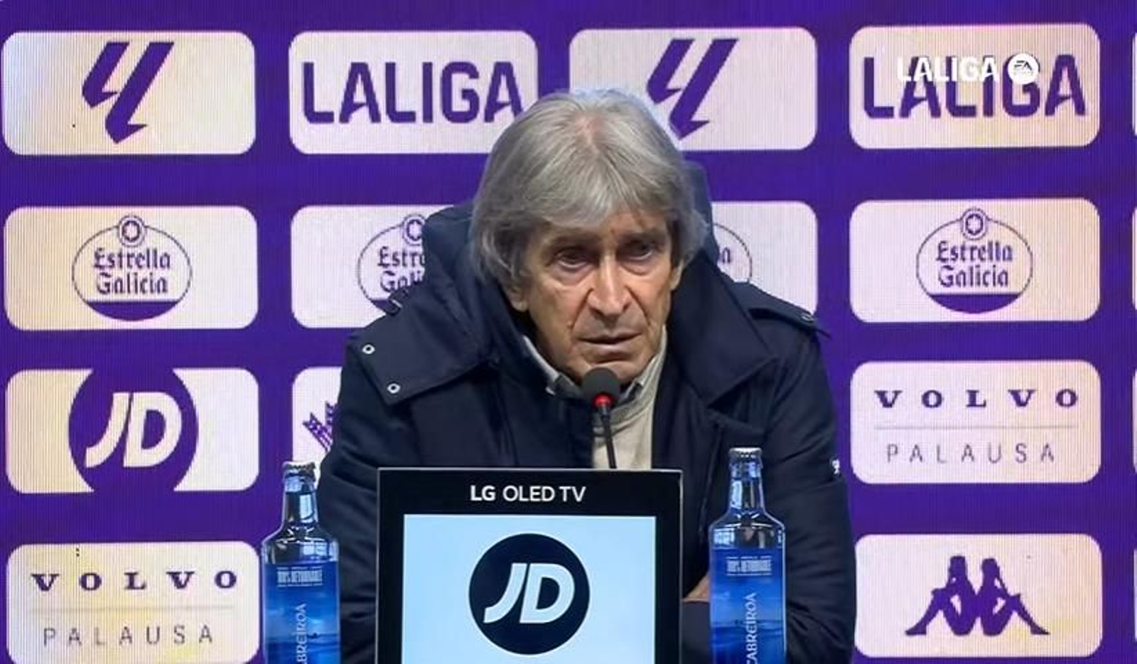 Manuel Pellegrini en la sala de prensa del José Zorrilla